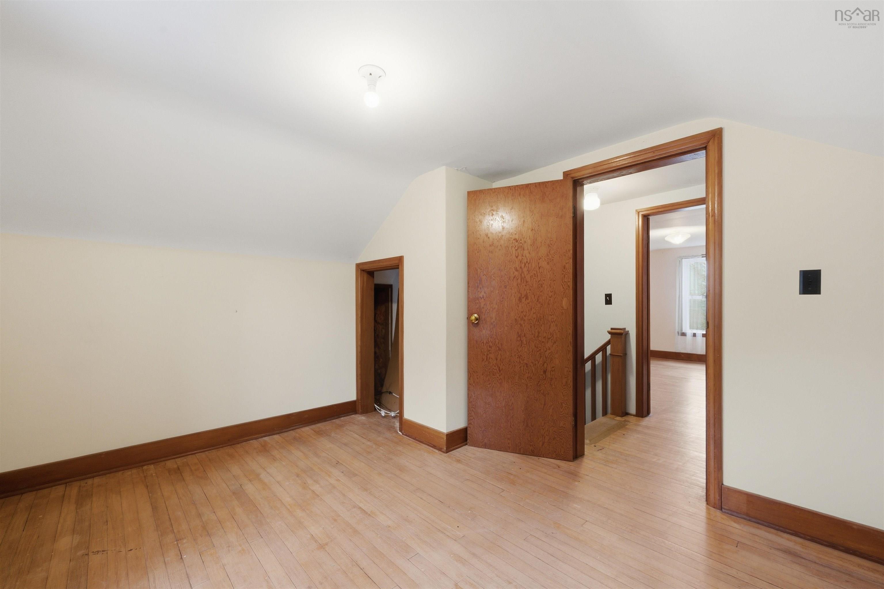 4 Holland Avenue, Bedford, NS (MLS 202624796)