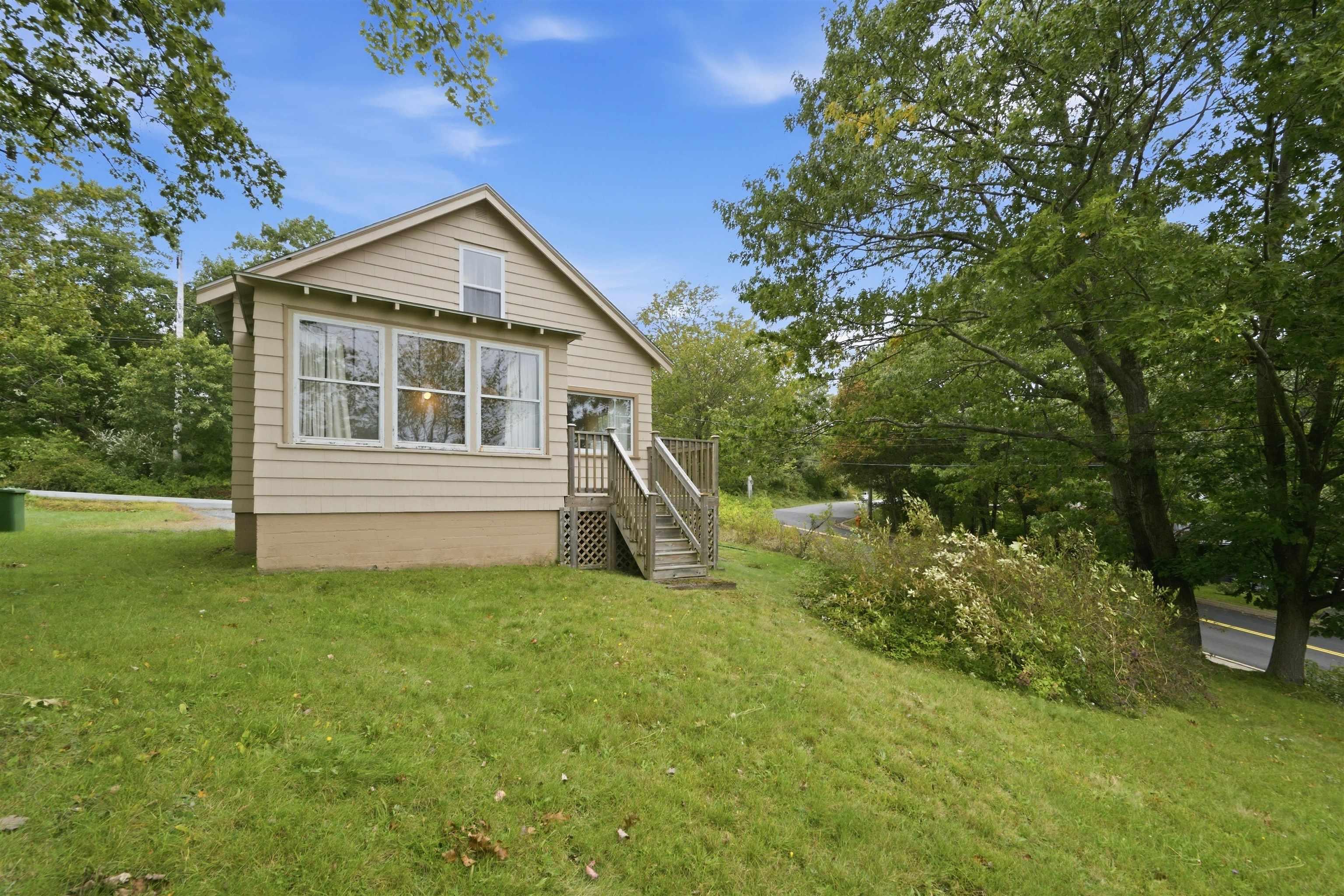4 Holland Avenue, Bedford, NS (MLS 202624796)