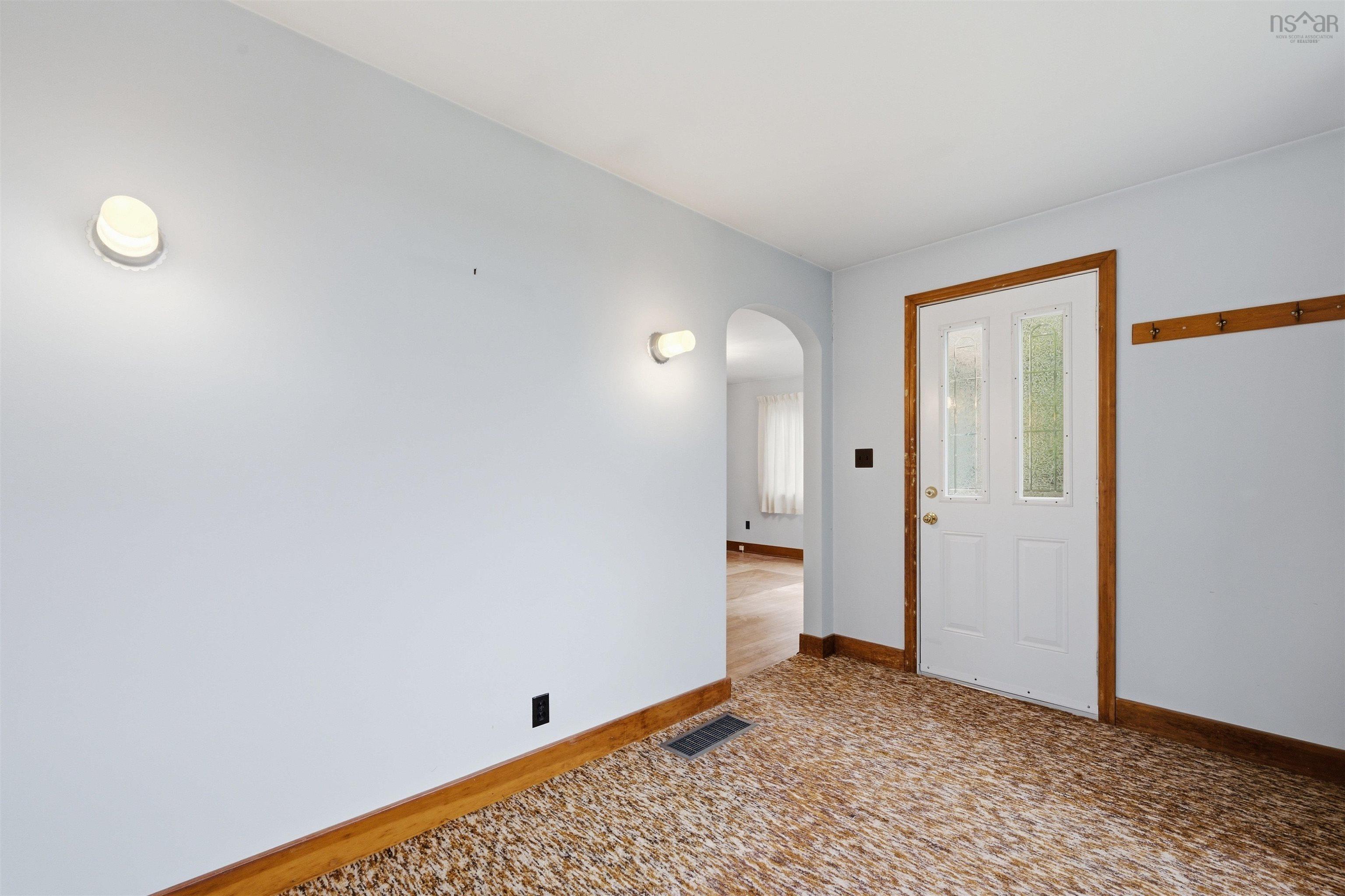 4 Holland Avenue, Bedford, NS (MLS 202624796)
