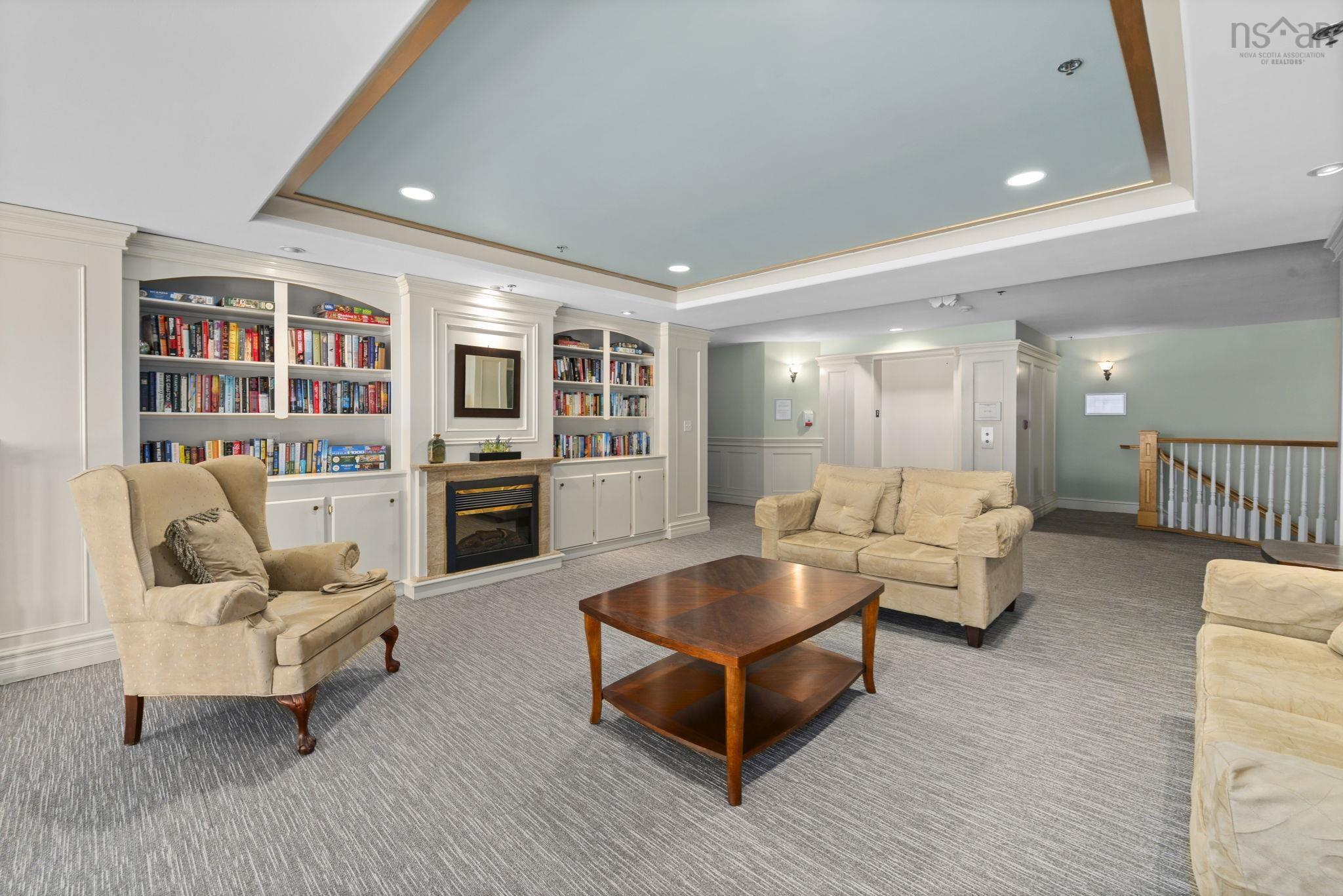 $485,900.00: 106 - 78 Regency Park Drive, Clayton Park