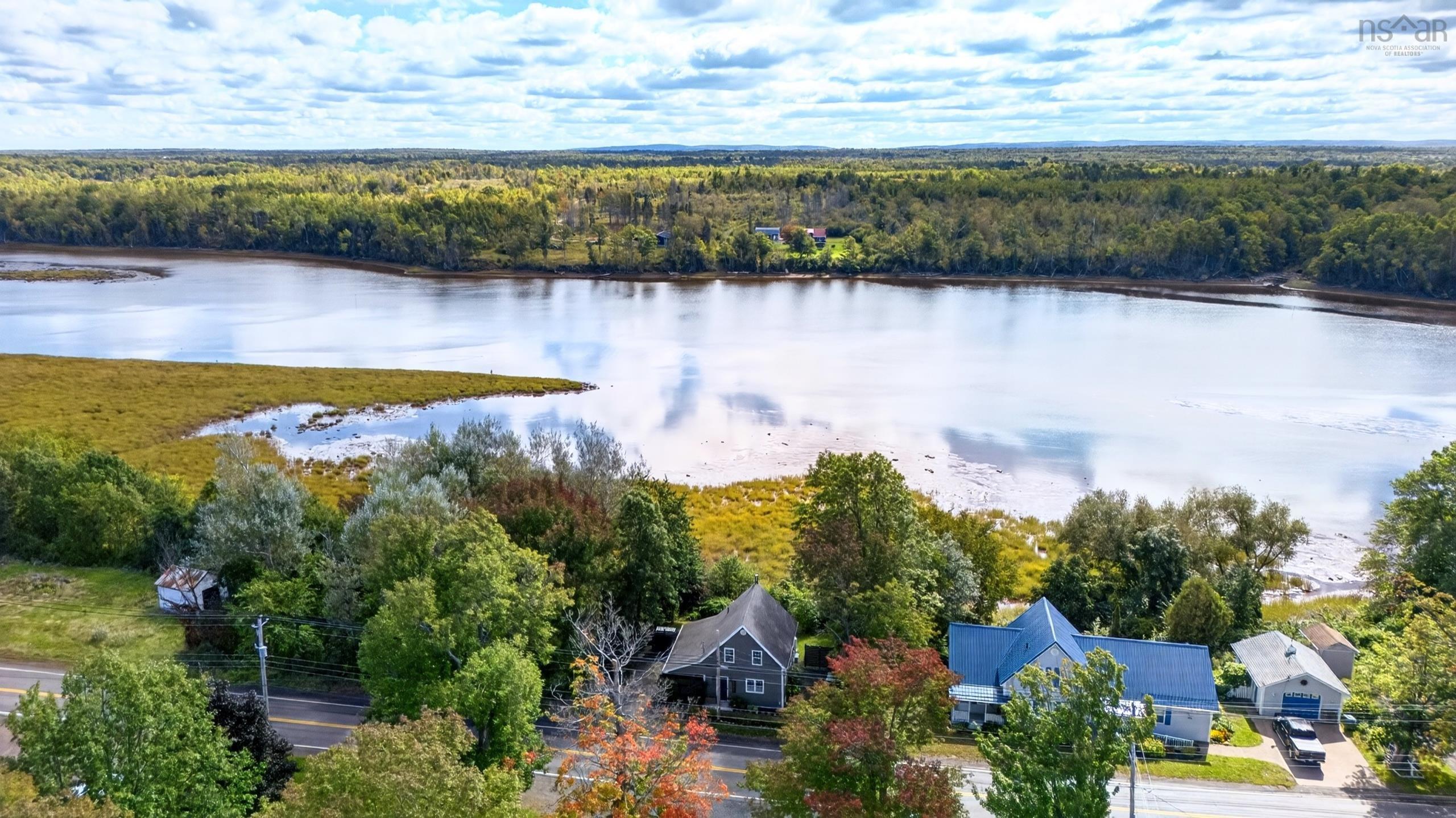 $329,900.00: 1860 HIGHWAY 6, River John
