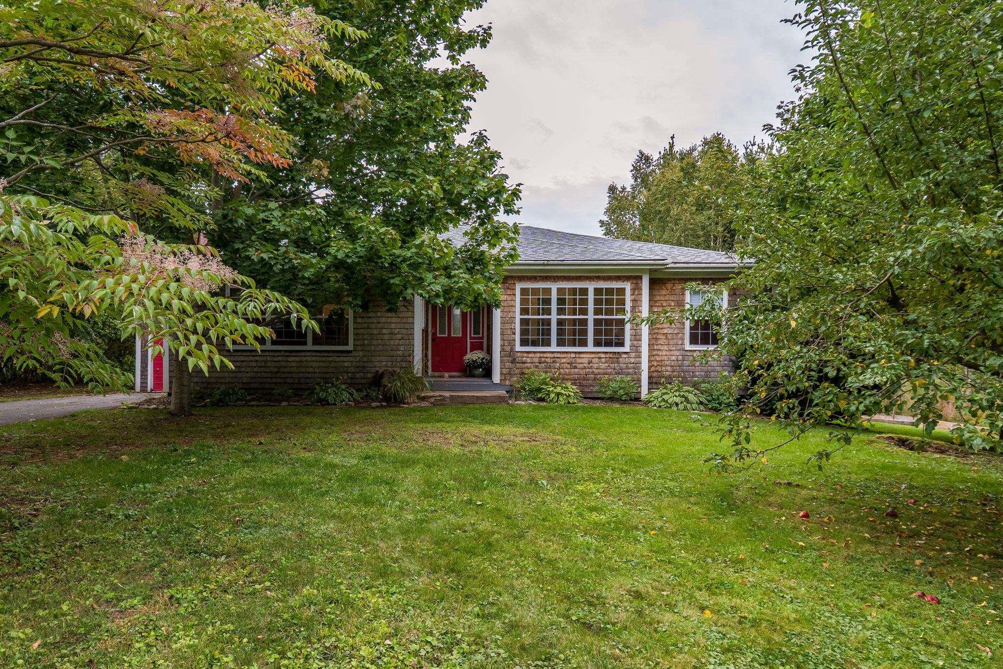 $419,000.00: 788 Highway 341, Upper Dyke