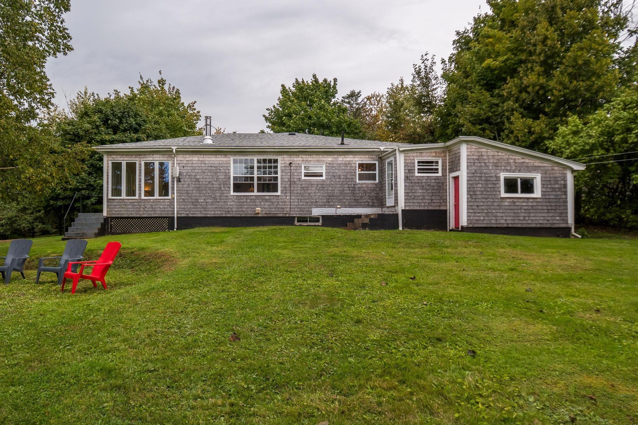 $419,000.00: 788 Highway 341, Upper Dyke