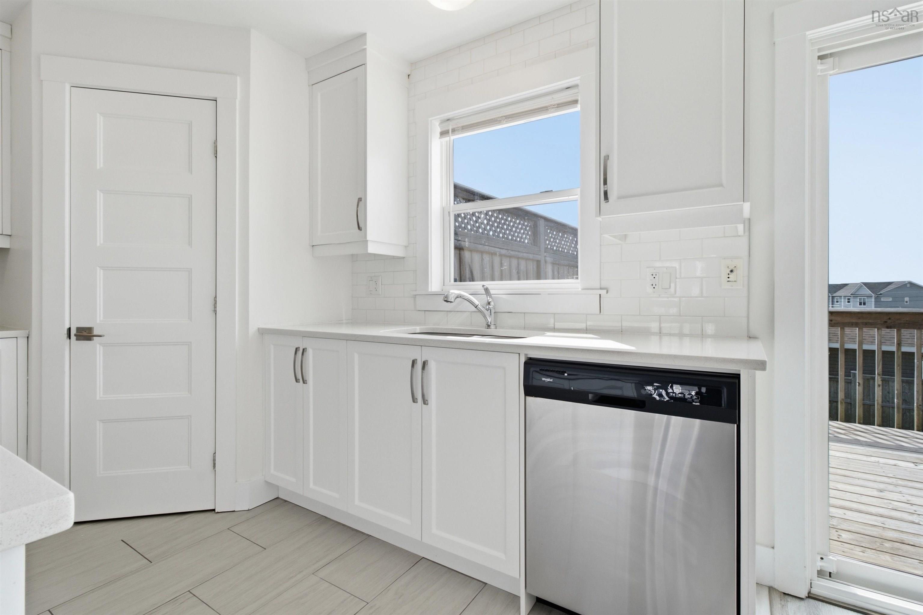 $574,900.00: 129 Executive Drive, Middle Sackville