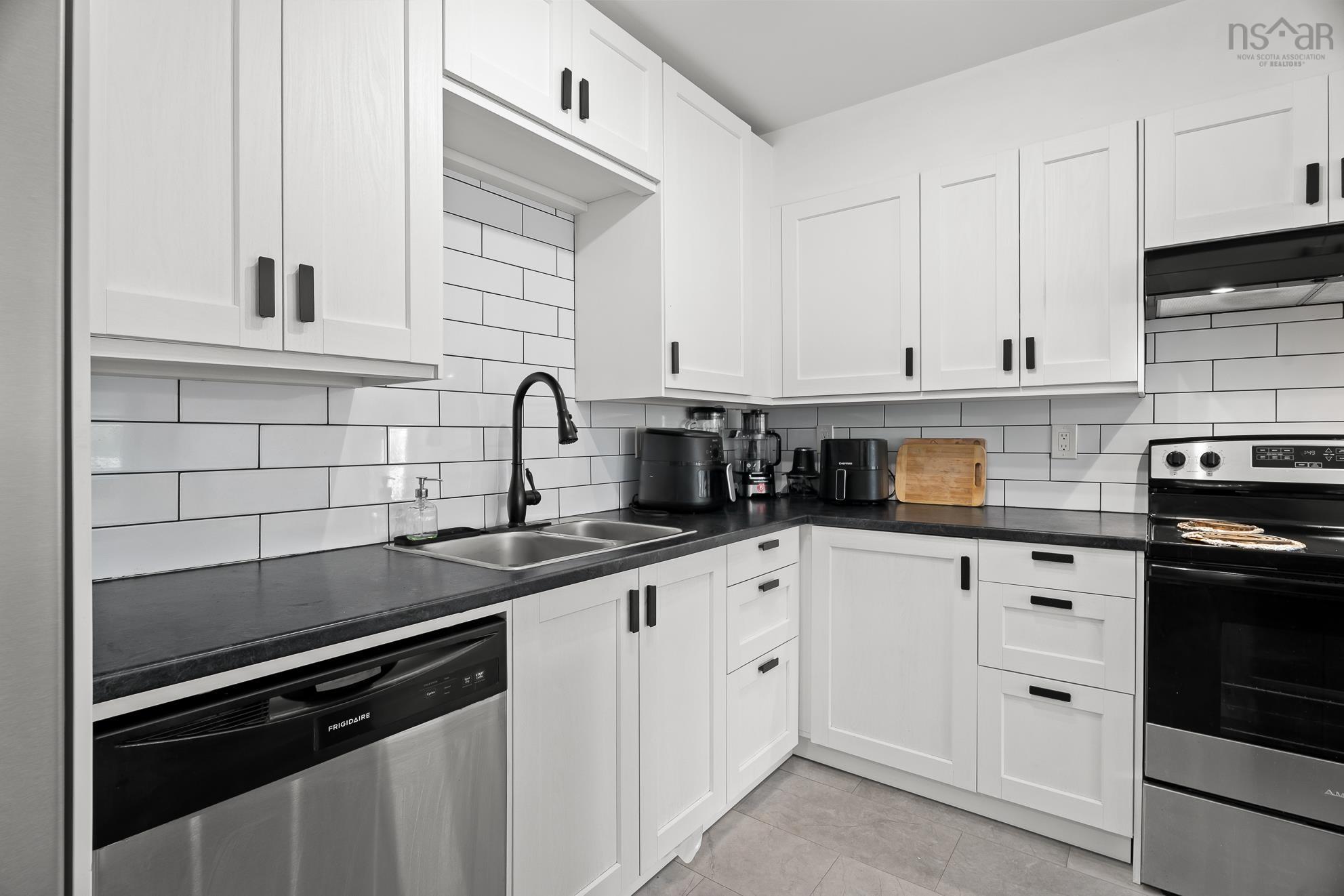 303 51 River Lane, Bedford, NS (MLS 202624873)