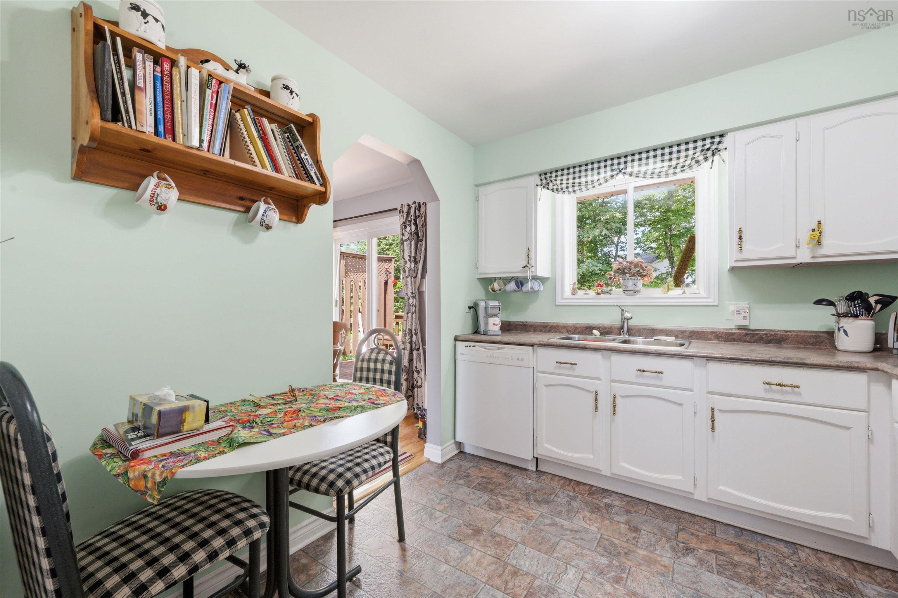 73 Wynn Castle Drive, Lower Sackville, NS (MLS 202624876)