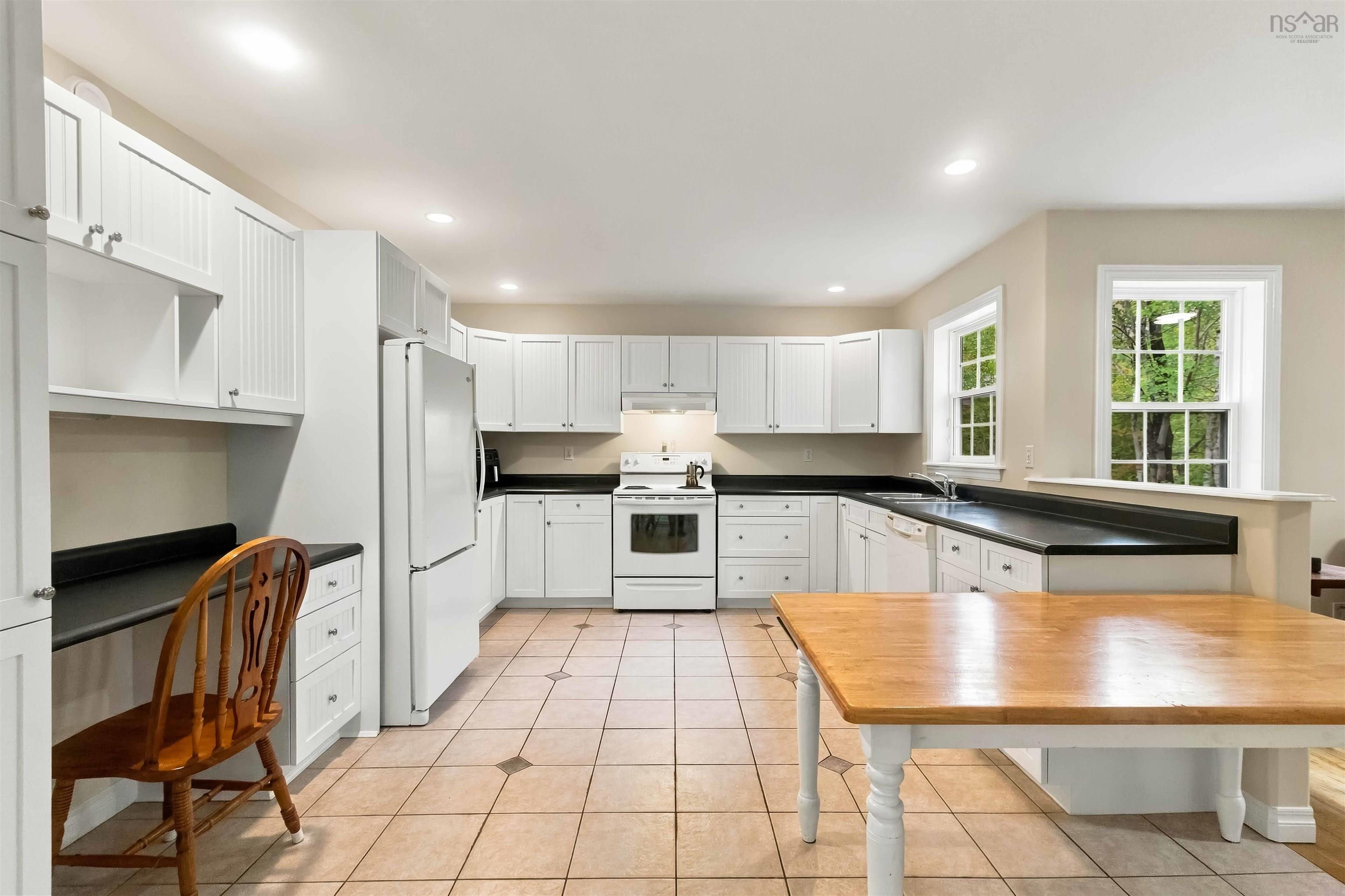 85 Haliburton Crescent, Stillwater Lake, NS (MLS 202624901)