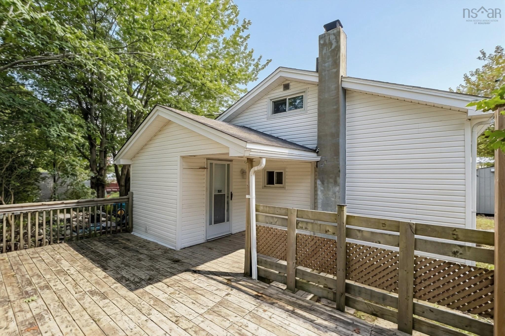 44 Courtney Road, Dartmouth, NS (MLS 202624942)