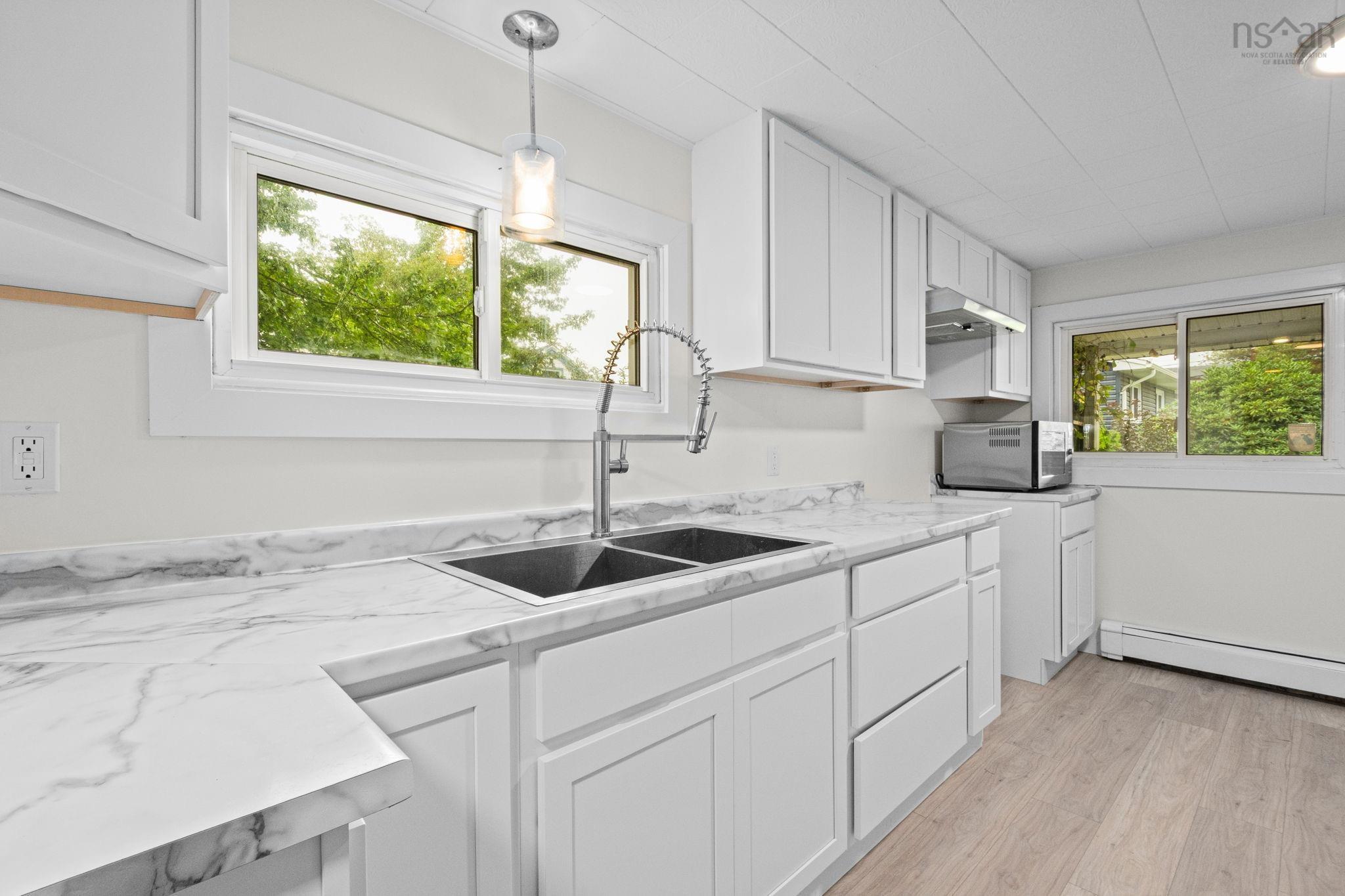 44 Courtney Road, Dartmouth, NS (MLS 202624942)