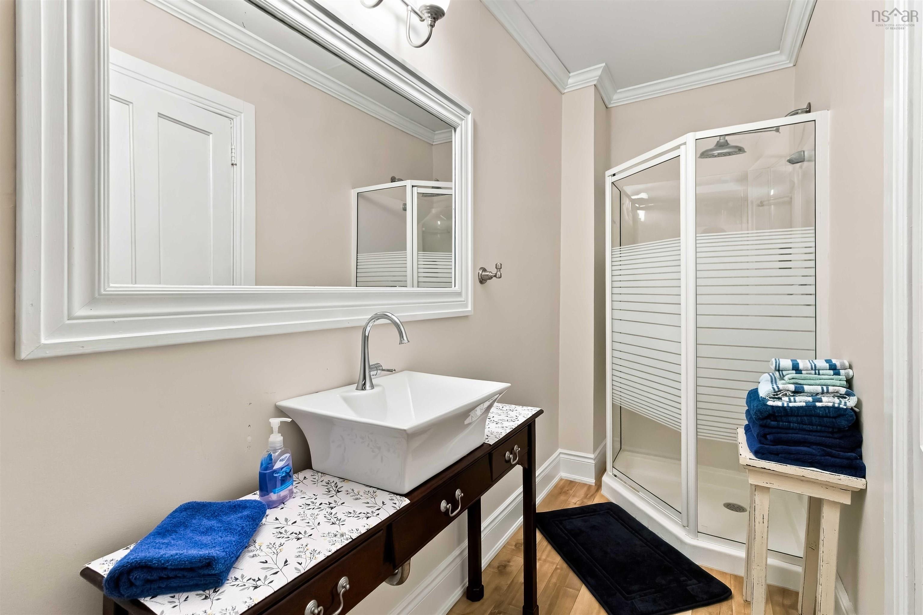 $525,000.00: 12063 Peggy