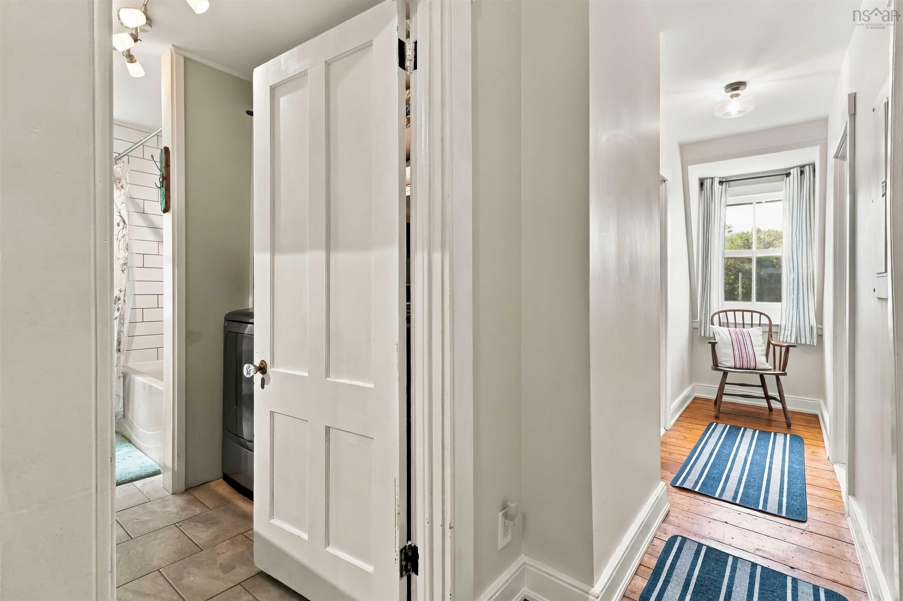 $525,000.00: 12063 Peggy