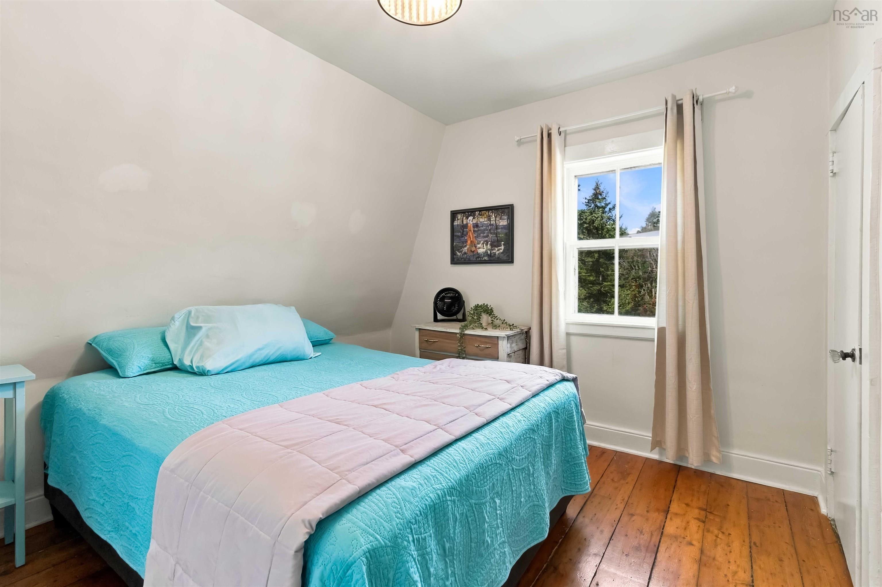 $525,000.00: 12063 Peggy