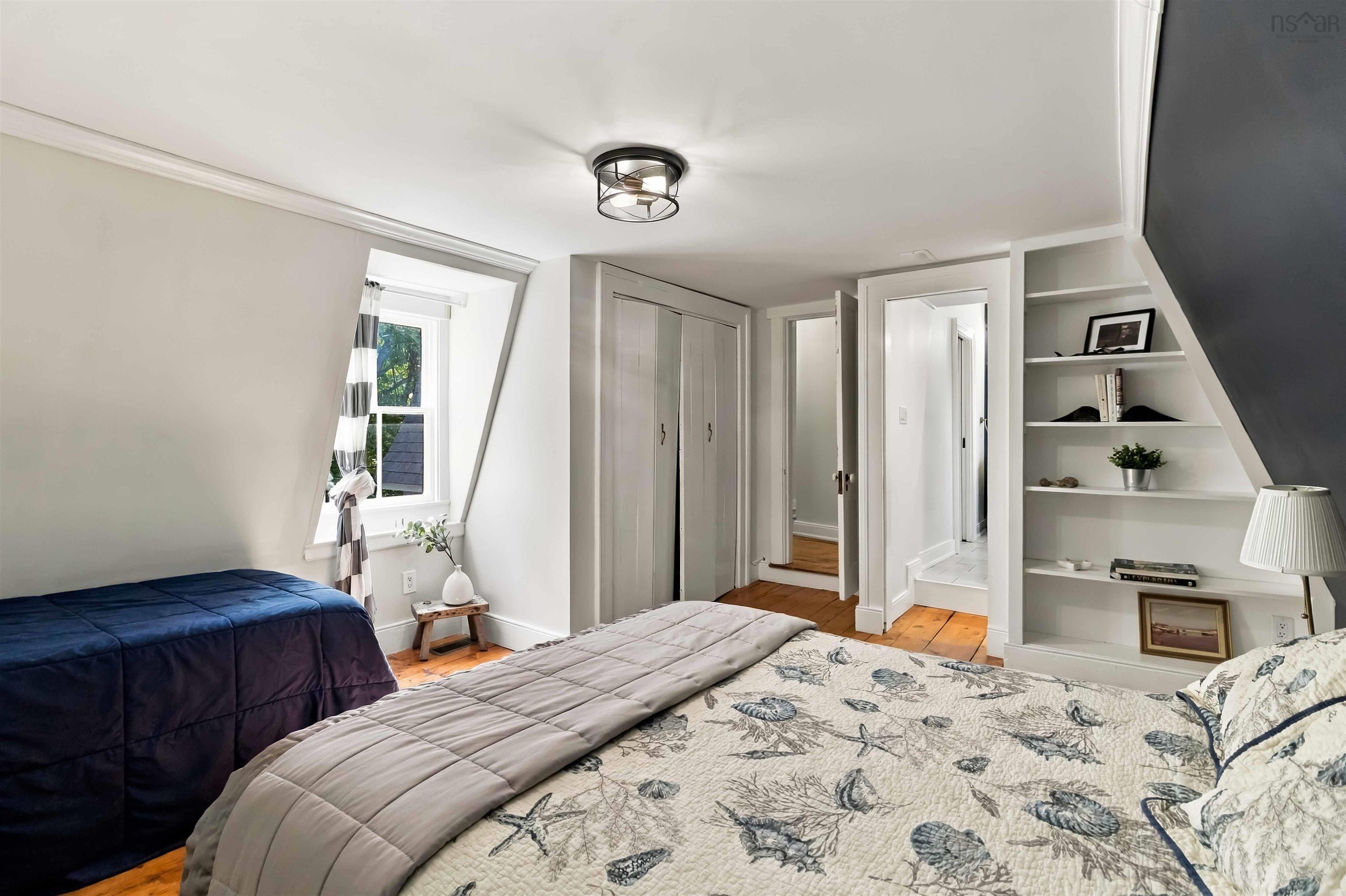 $525,000.00: 12063 Peggy