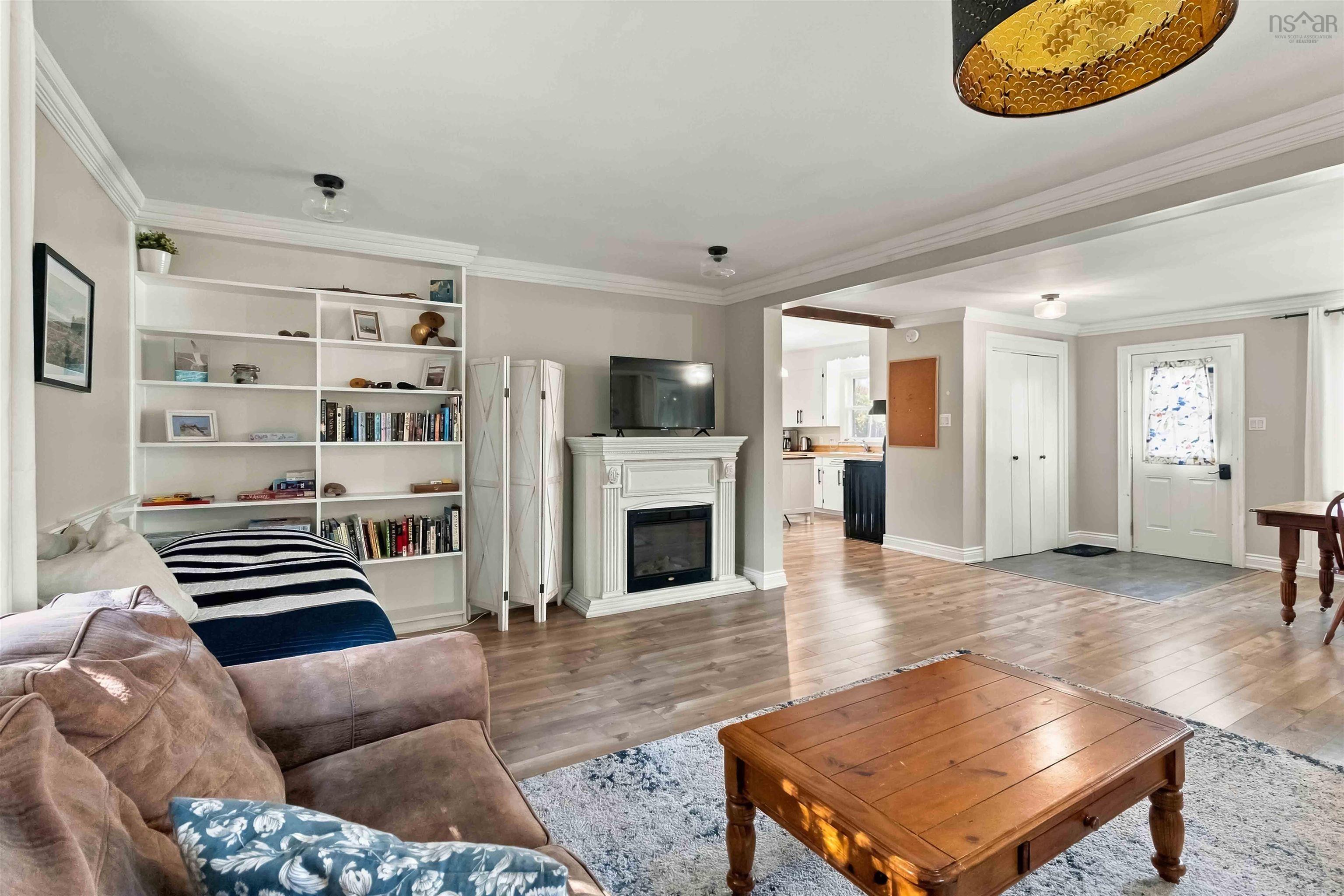 $525,000.00: 12063 Peggy