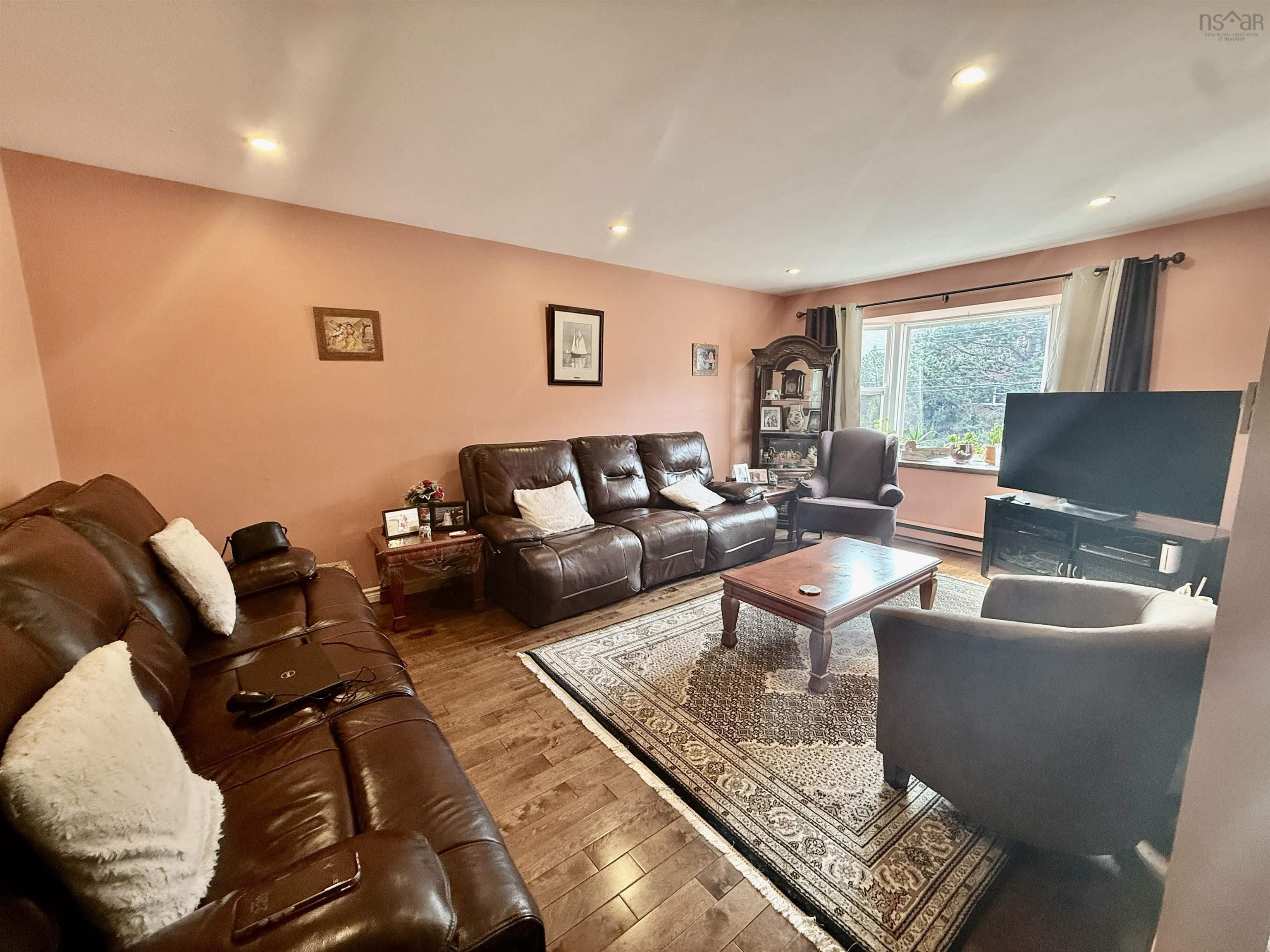$549,900.00: 87 Lincoln Cross, Halifax