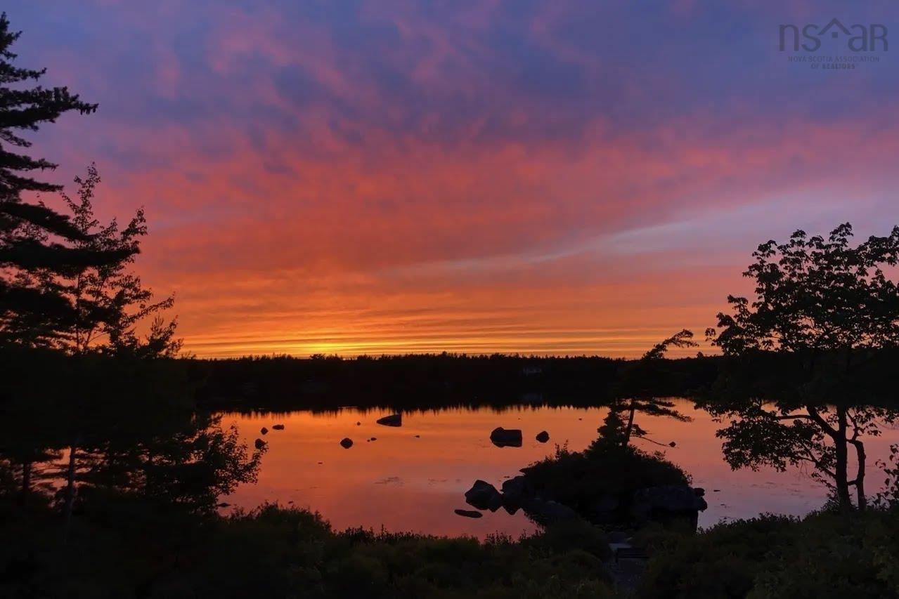 $1,250,000.00: 243 Lakeshore Drive, Hammonds Plains