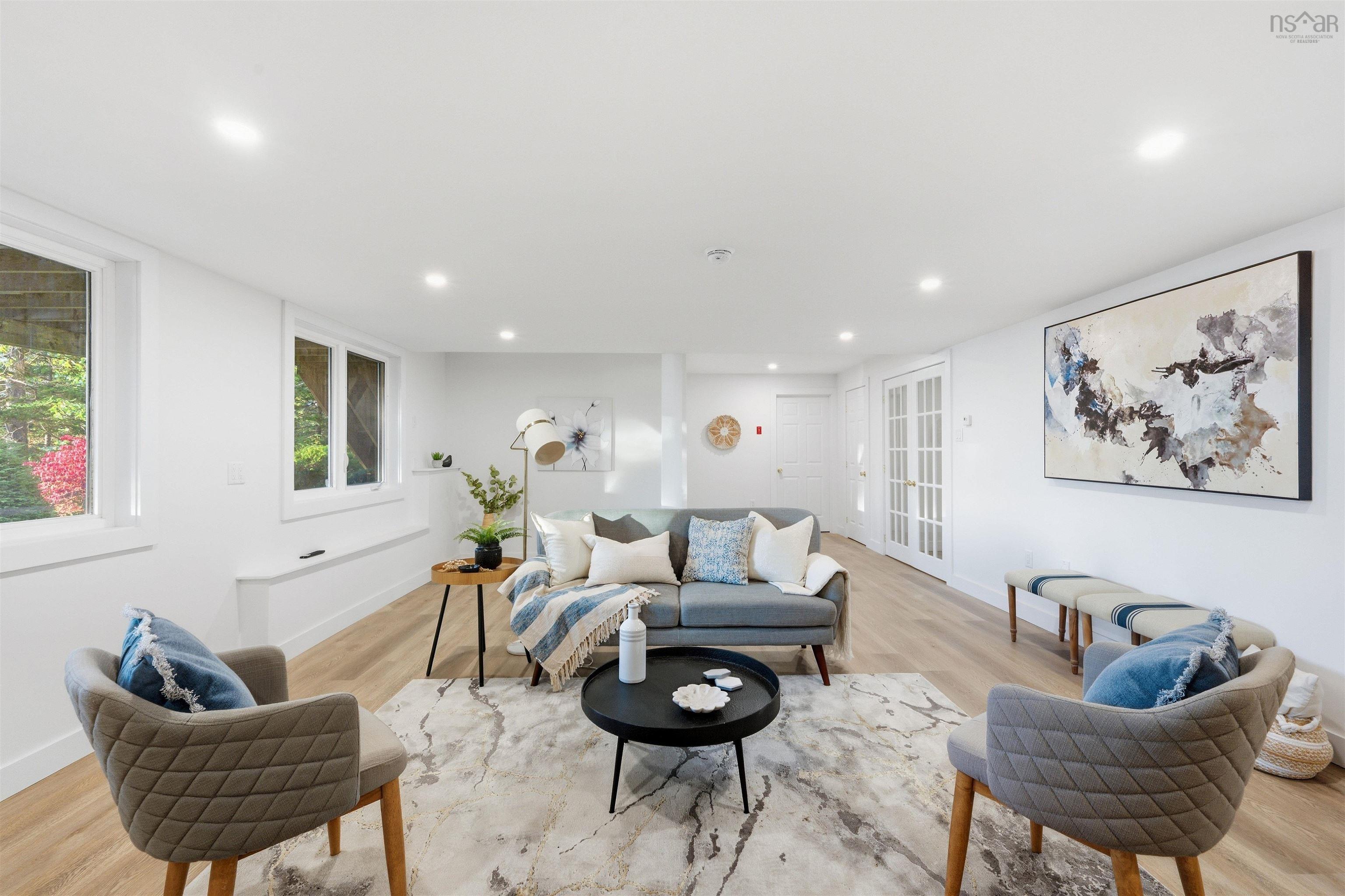 $1,250,000.00: 243 Lakeshore Drive, Hammonds Plains