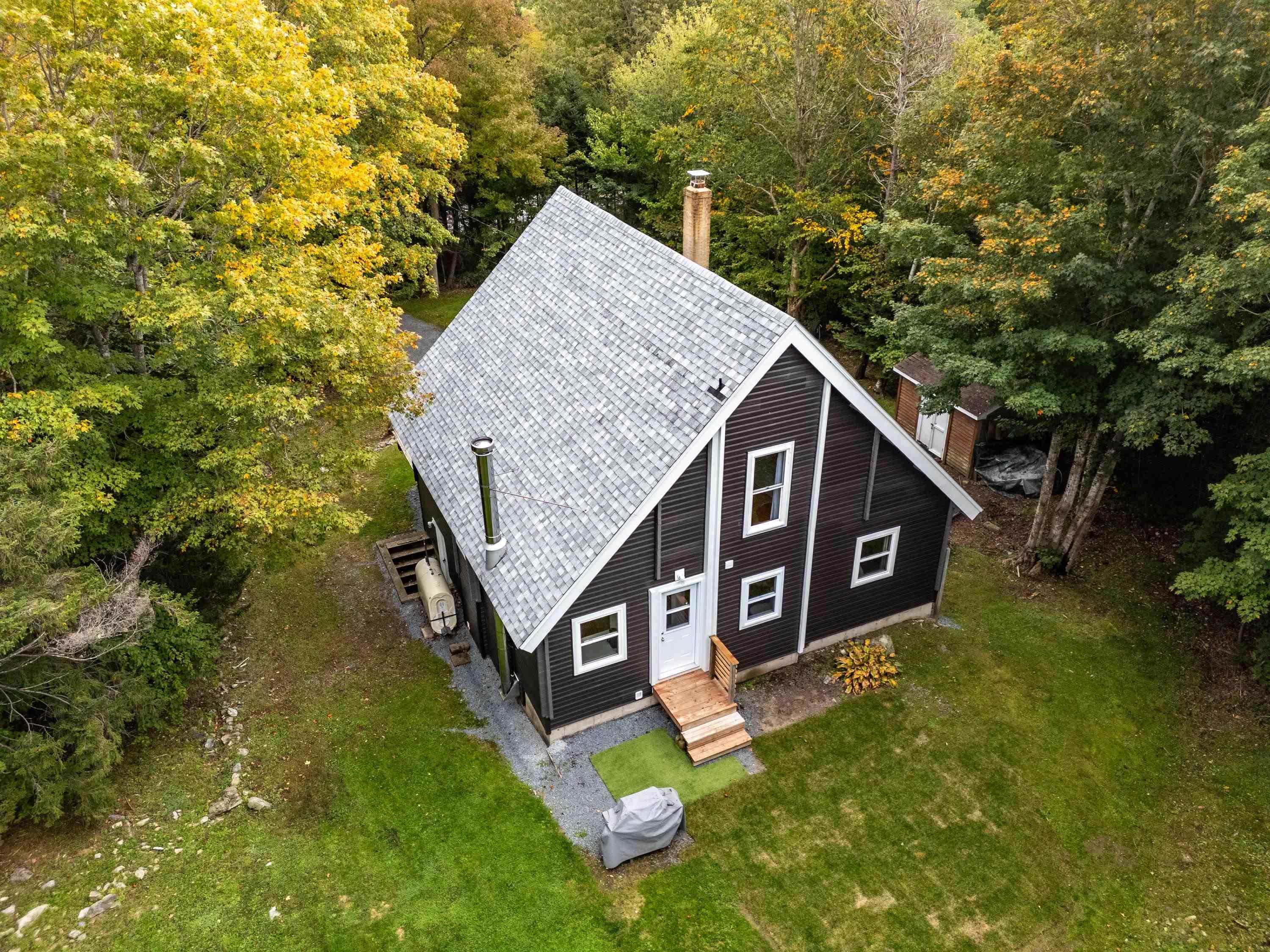 $529,900.00: 164 Myra Road, Porters Lake