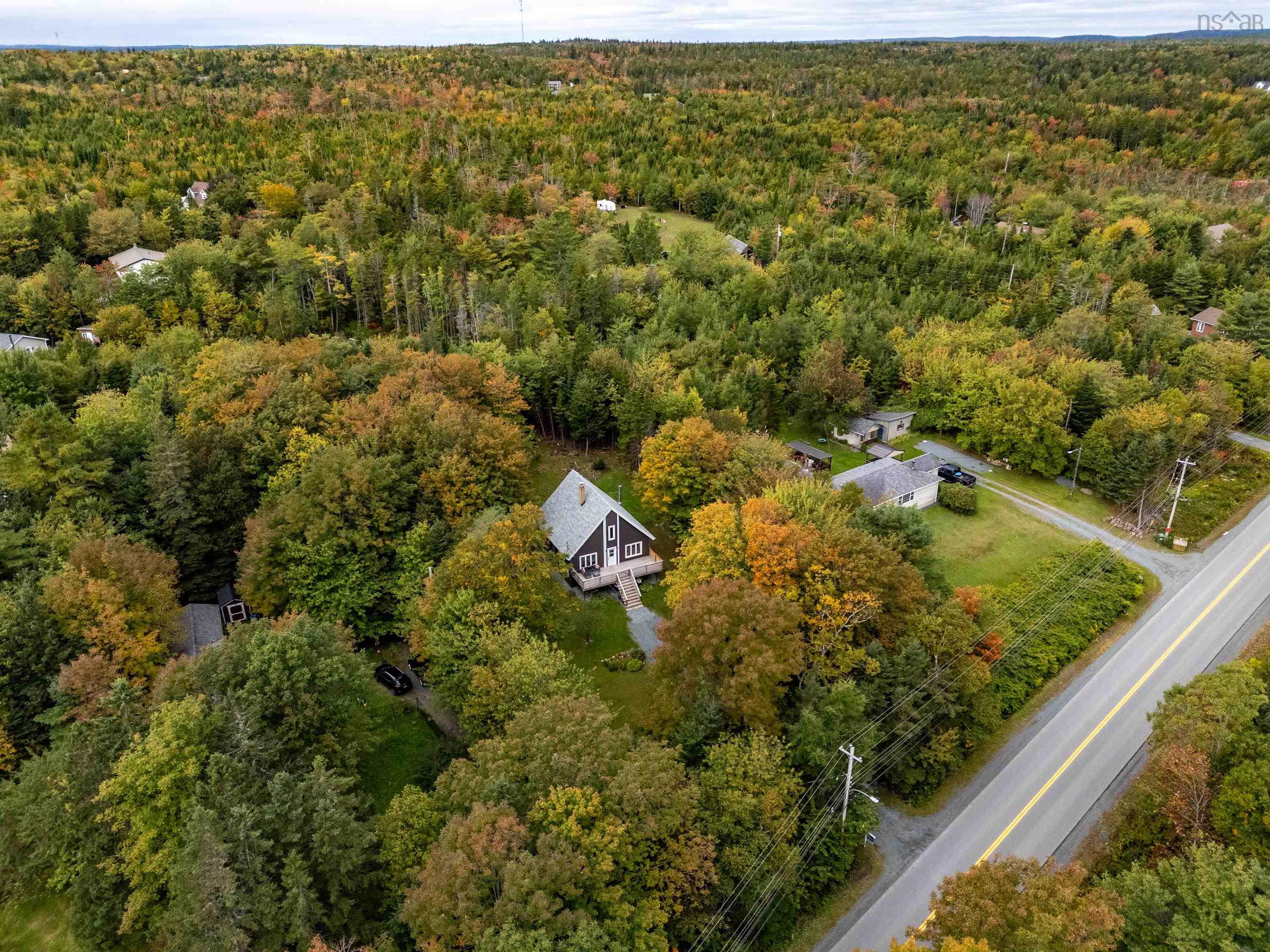 $529,900.00: 164 Myra Road, Porters Lake