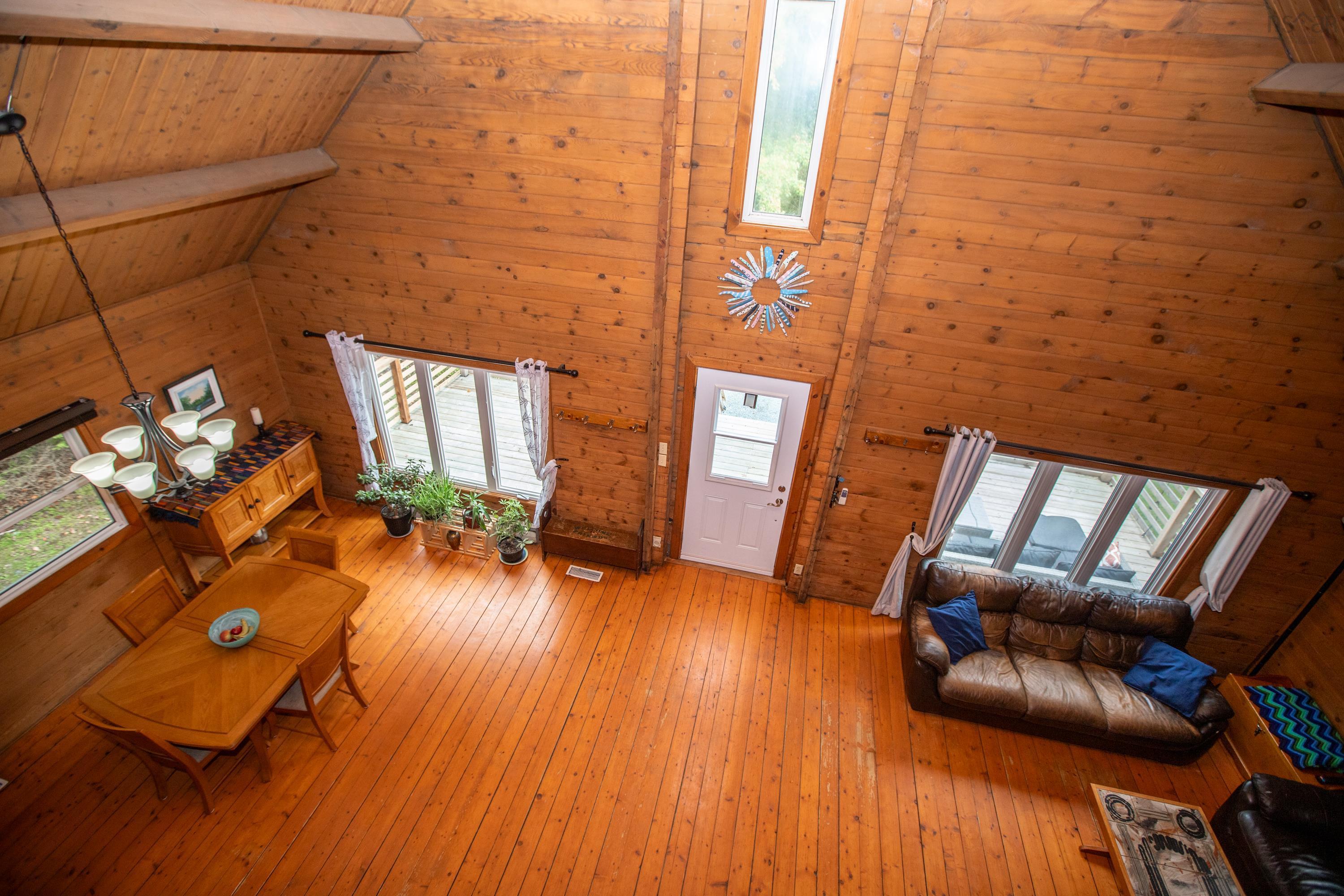 $529,900.00: 164 Myra Road, Porters Lake