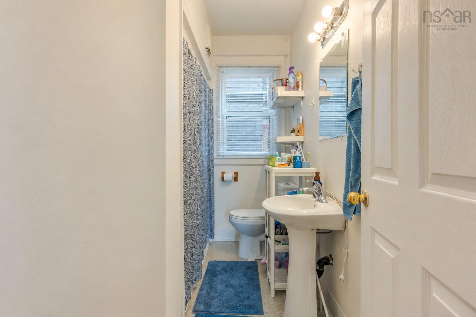$2,075,000.00: 1550-1554 Vernon Street Street, Halifax