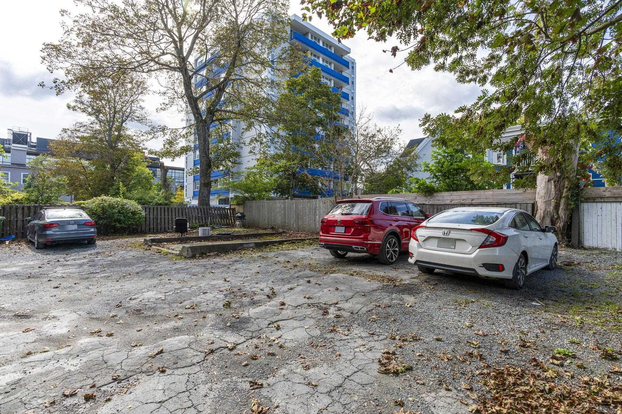 $2,075,000.00: 1550-1554 Vernon Street Street, Halifax