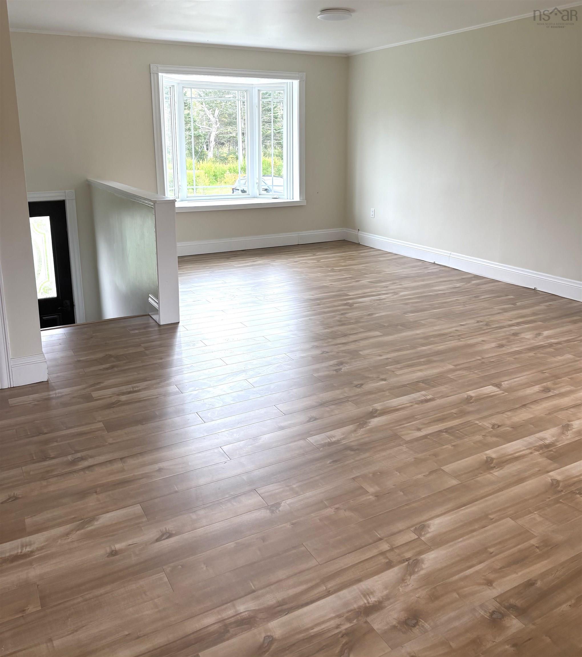 $449,000.00: 53 Mood Road, Pleasant Lake