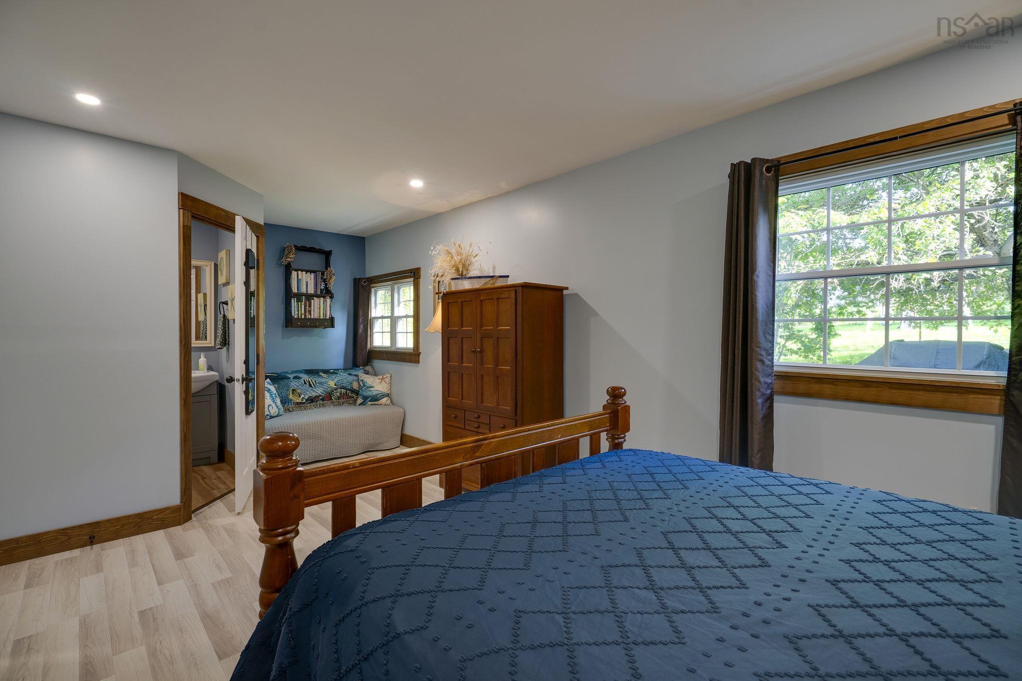 $399,000.00: 1260 Highway 201, Round Hill