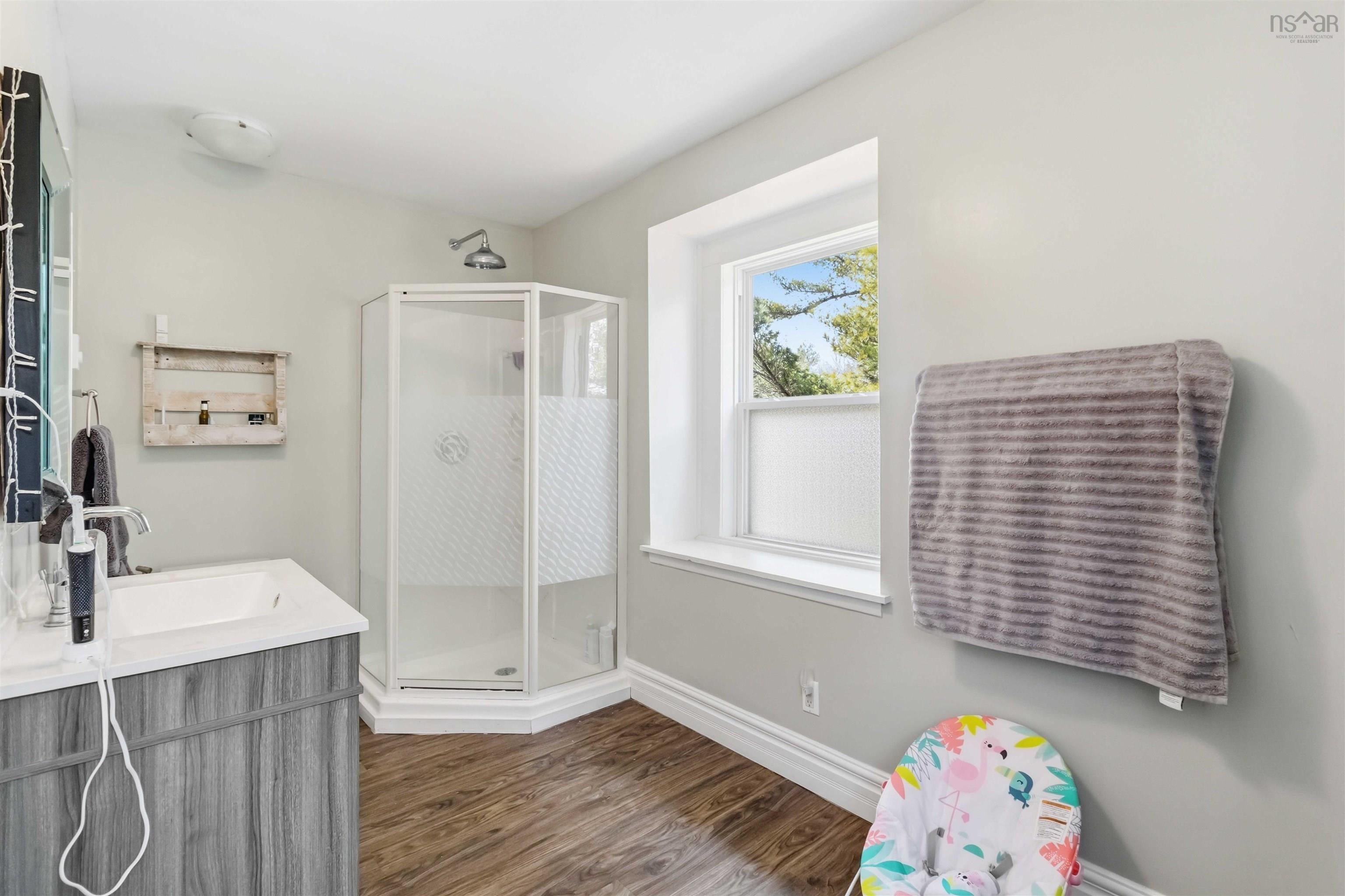 $499,900.00: 6689 3 Highway, Western Shore