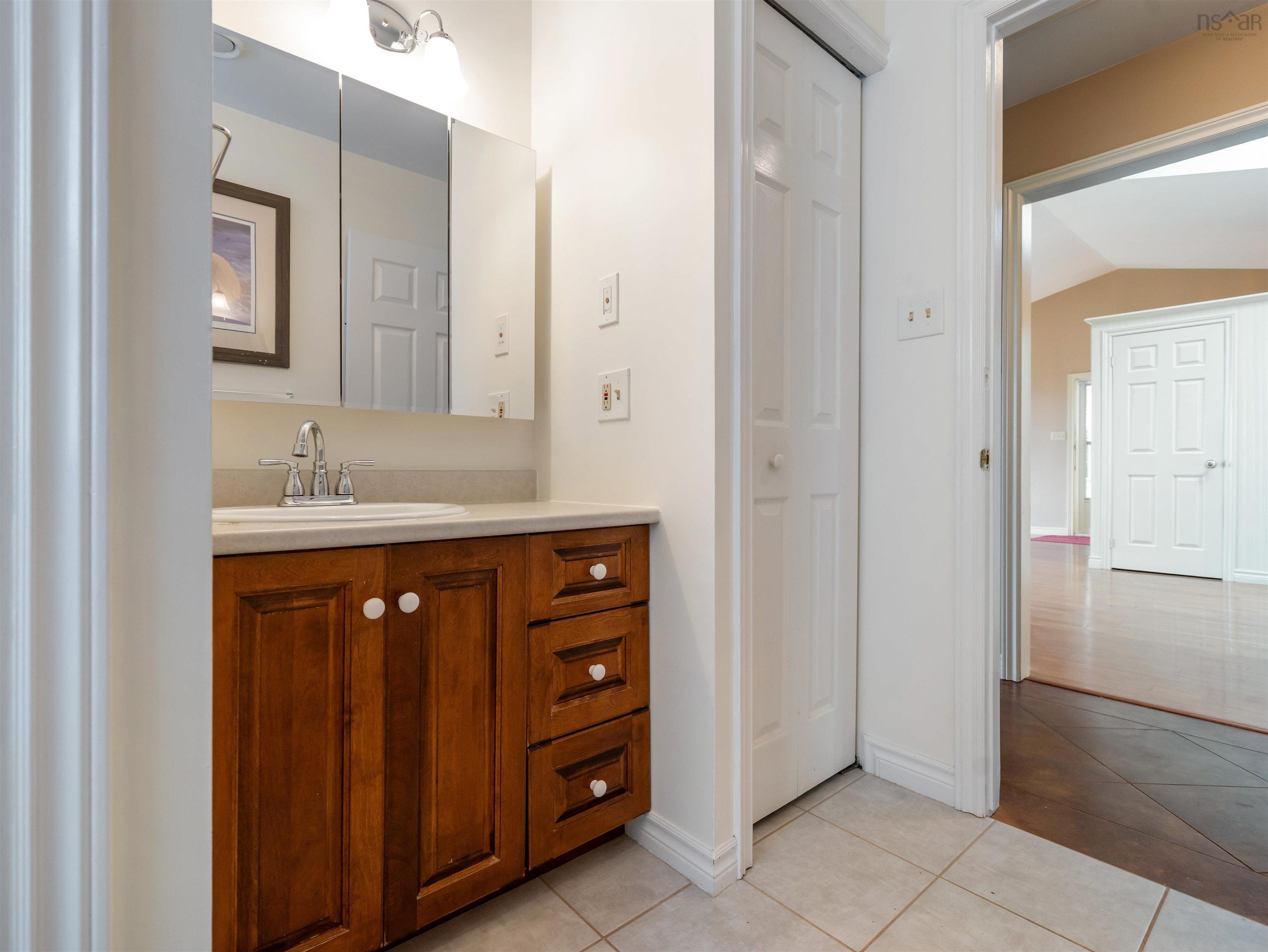 $485,000.00: 39 Arrow Head Crescent, Waterside