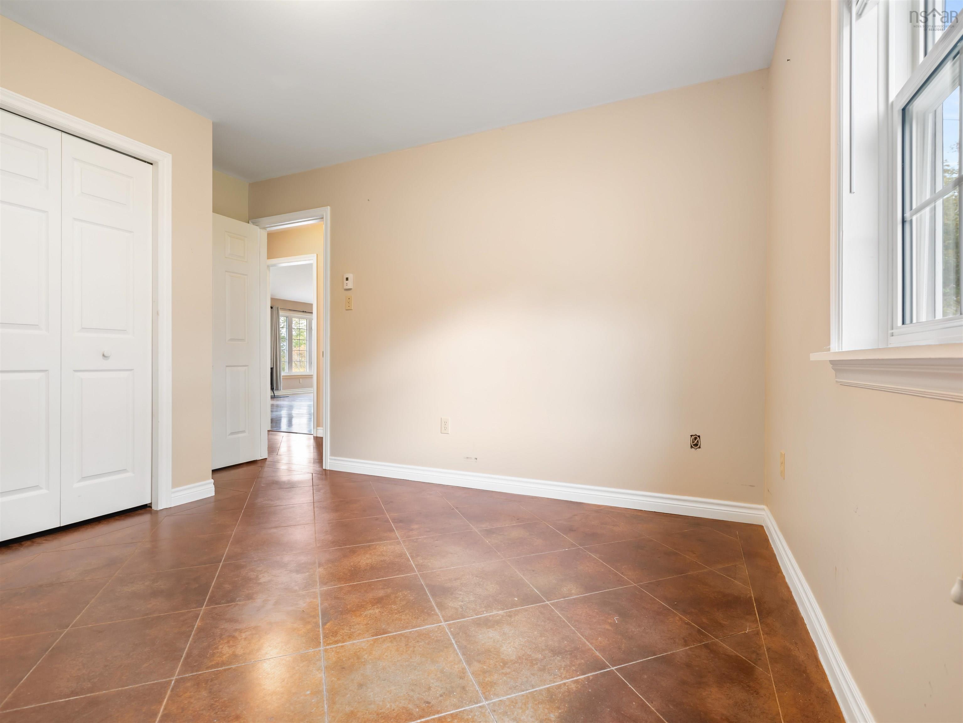 $485,000.00: 39 Arrow Head Crescent, Waterside