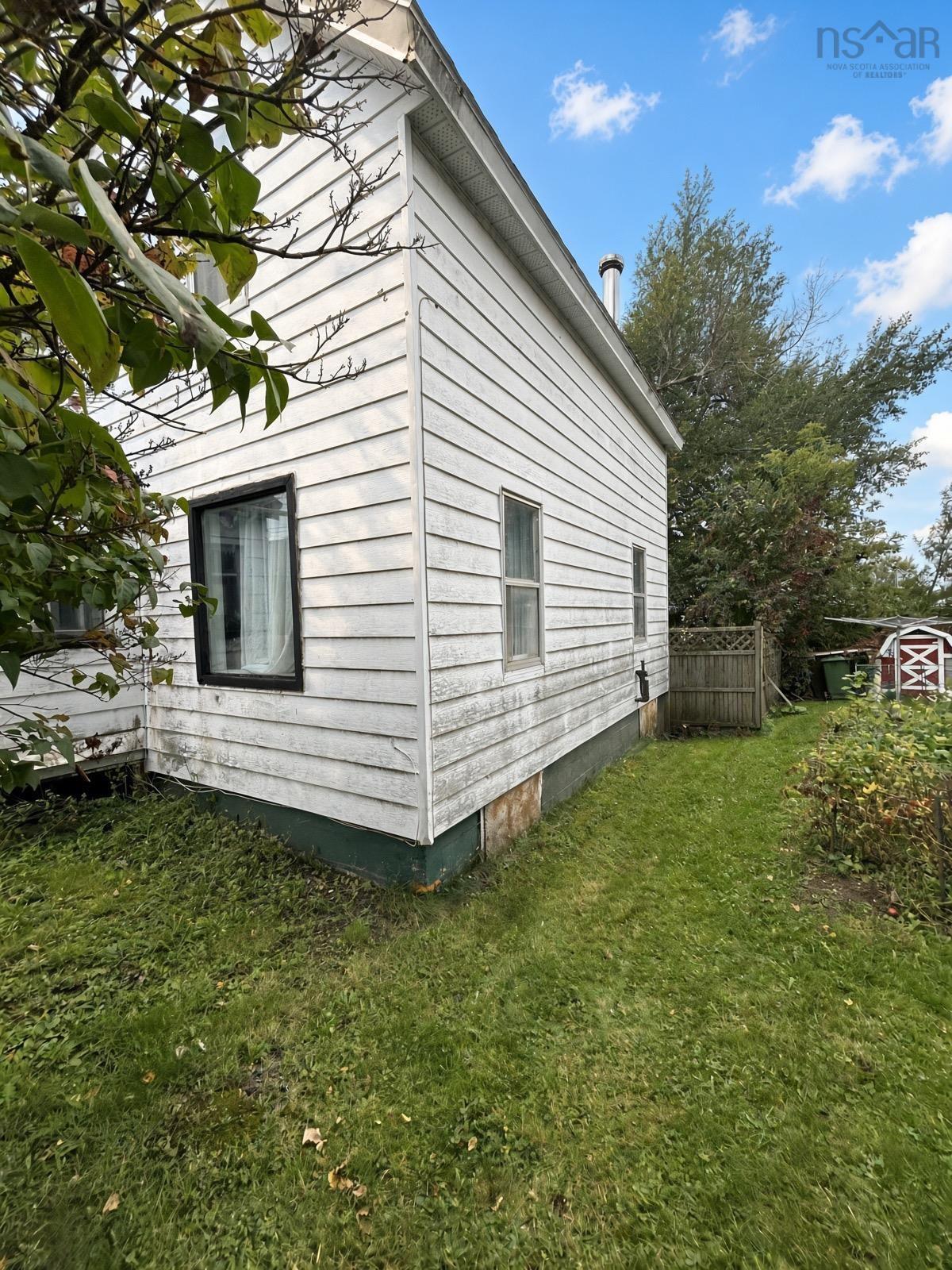 $94,000.00: 9 Chapel Street, Springhill