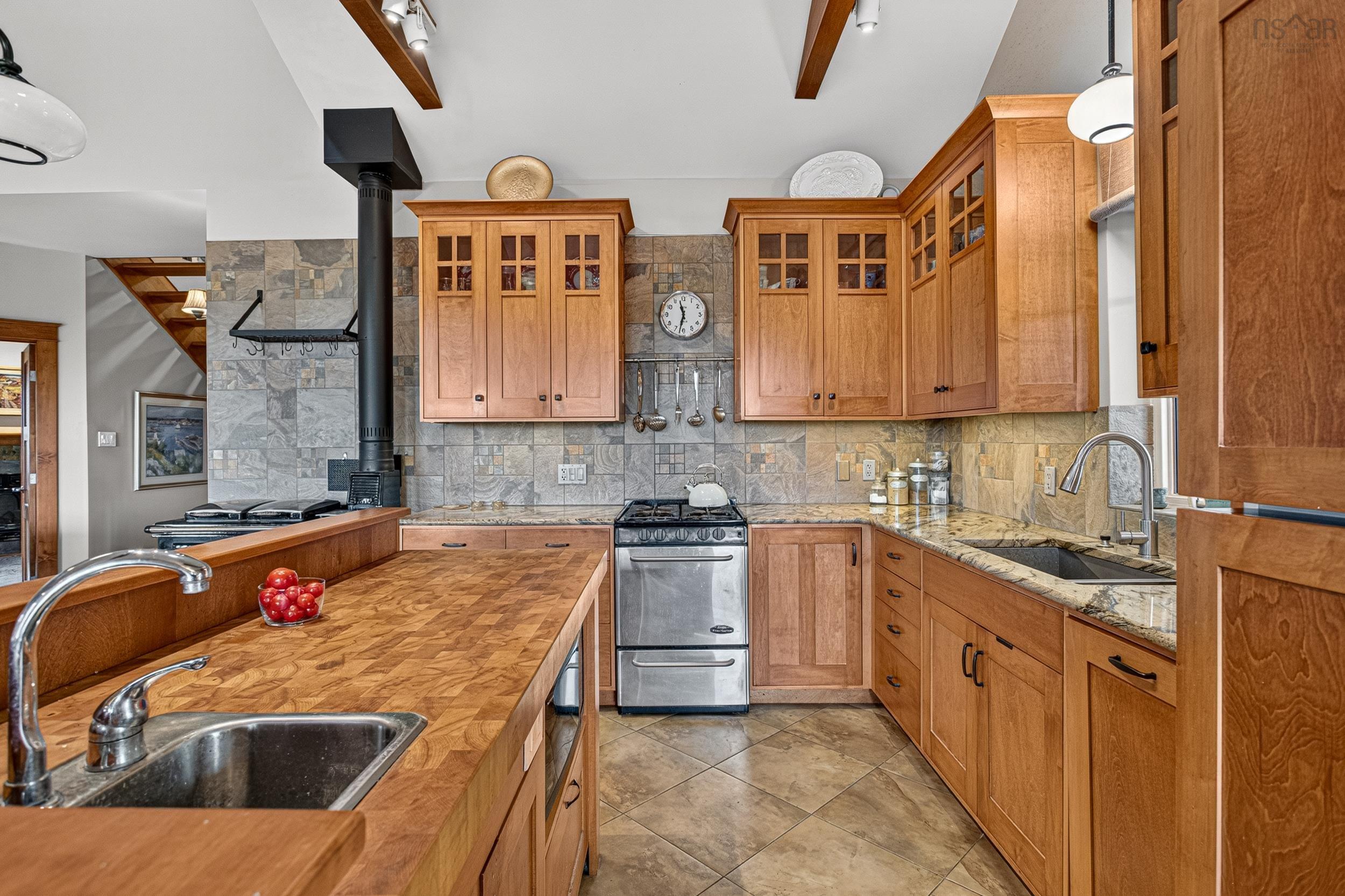 $899,000.00: 440 Westwood Boulevard, Upper Tantallon