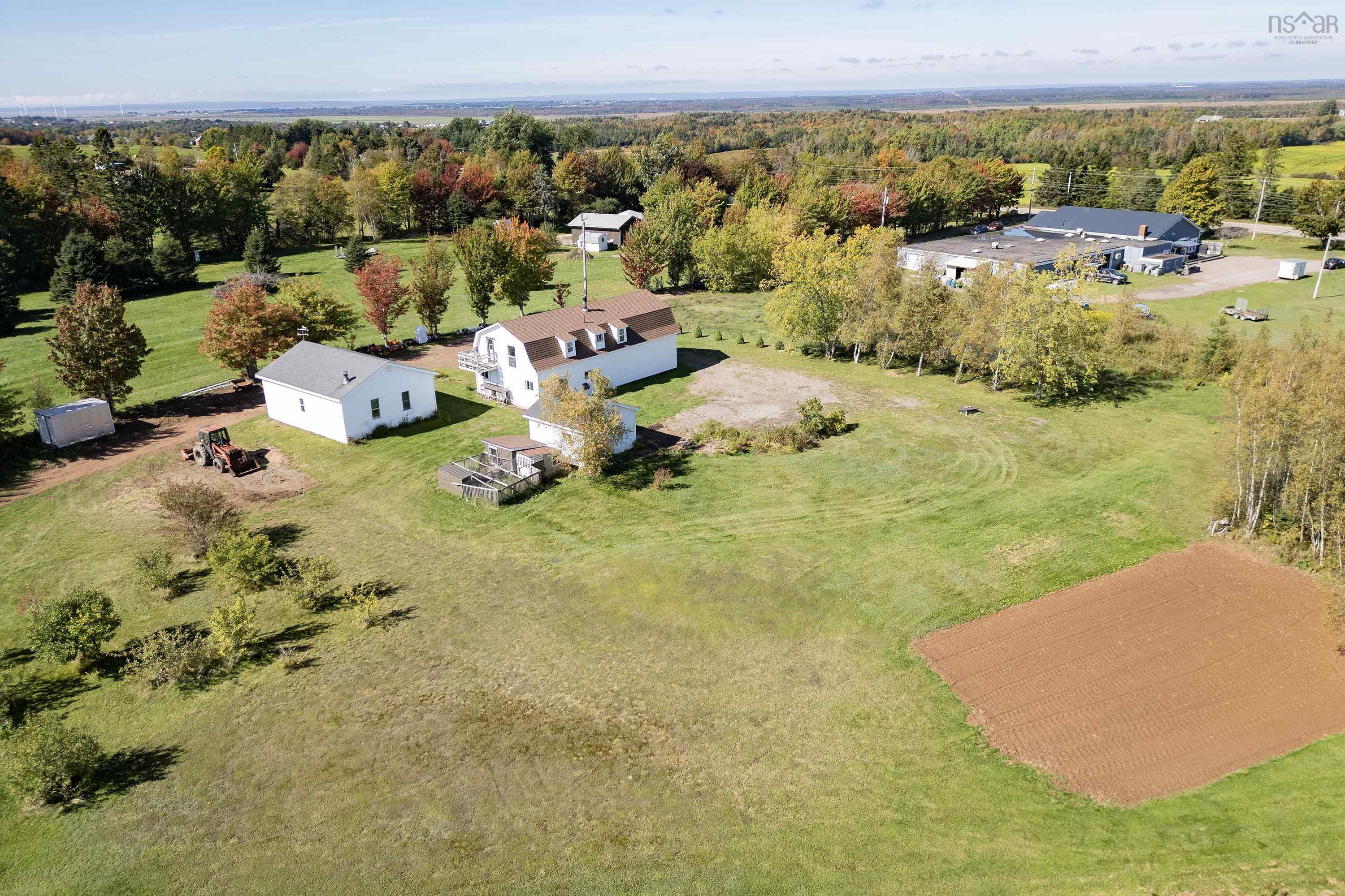 $284,900.00: 1100 Highway 6, Warren