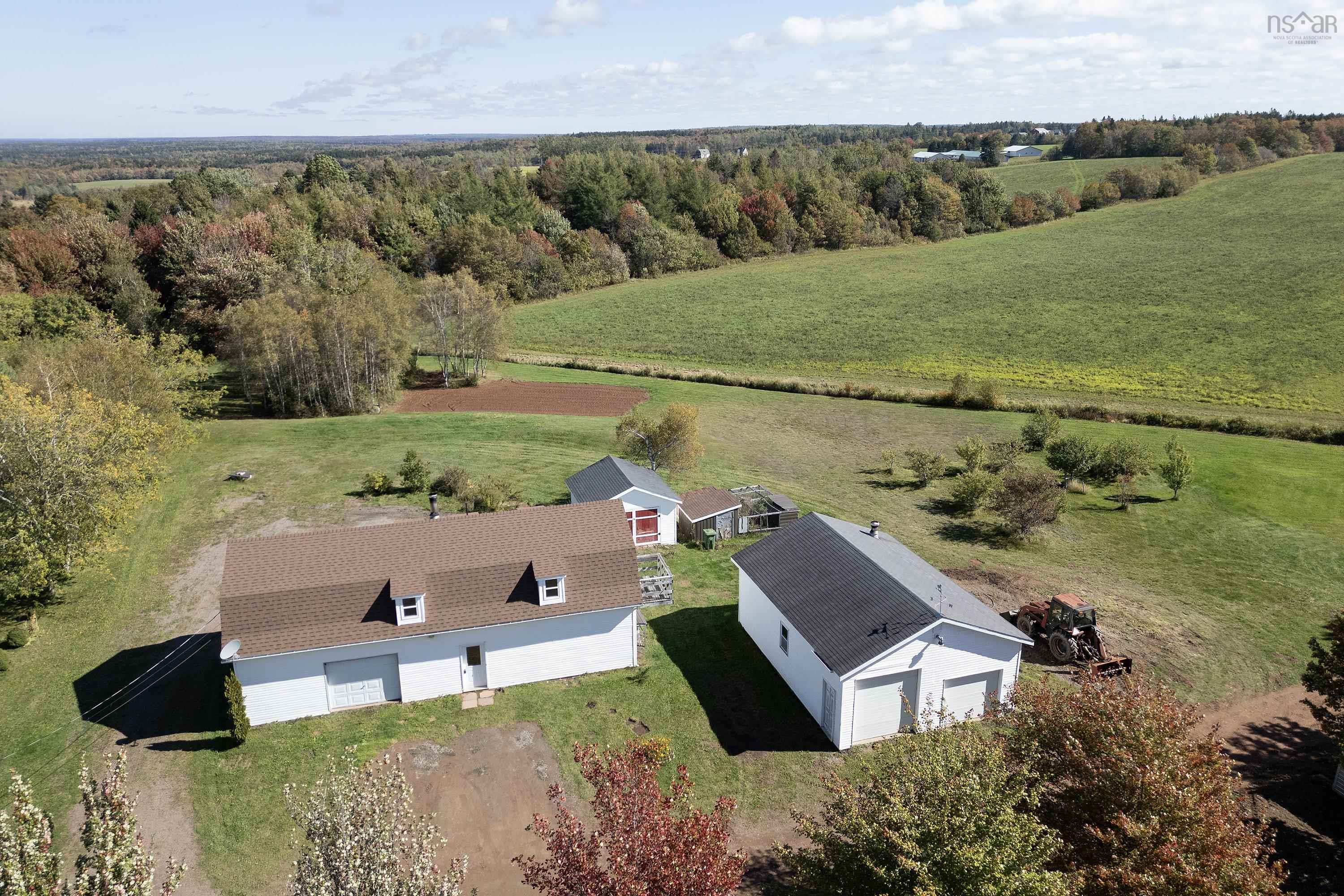 $284,900.00: 1100 Highway 6, Warren