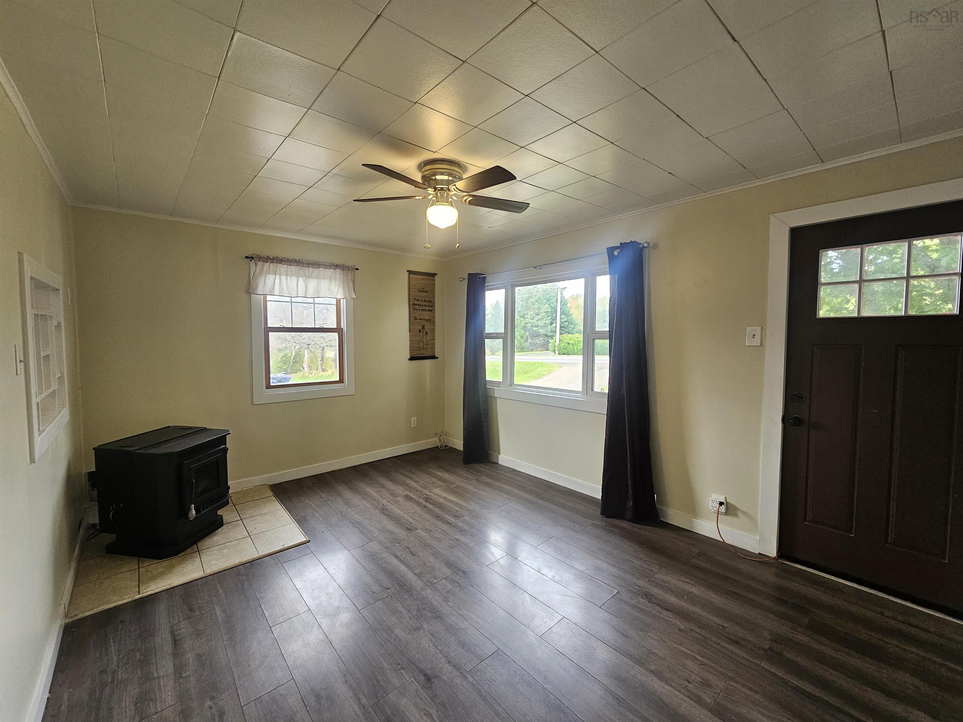 $110,000.00: 488 Donkin Morien Highway, Tower Road