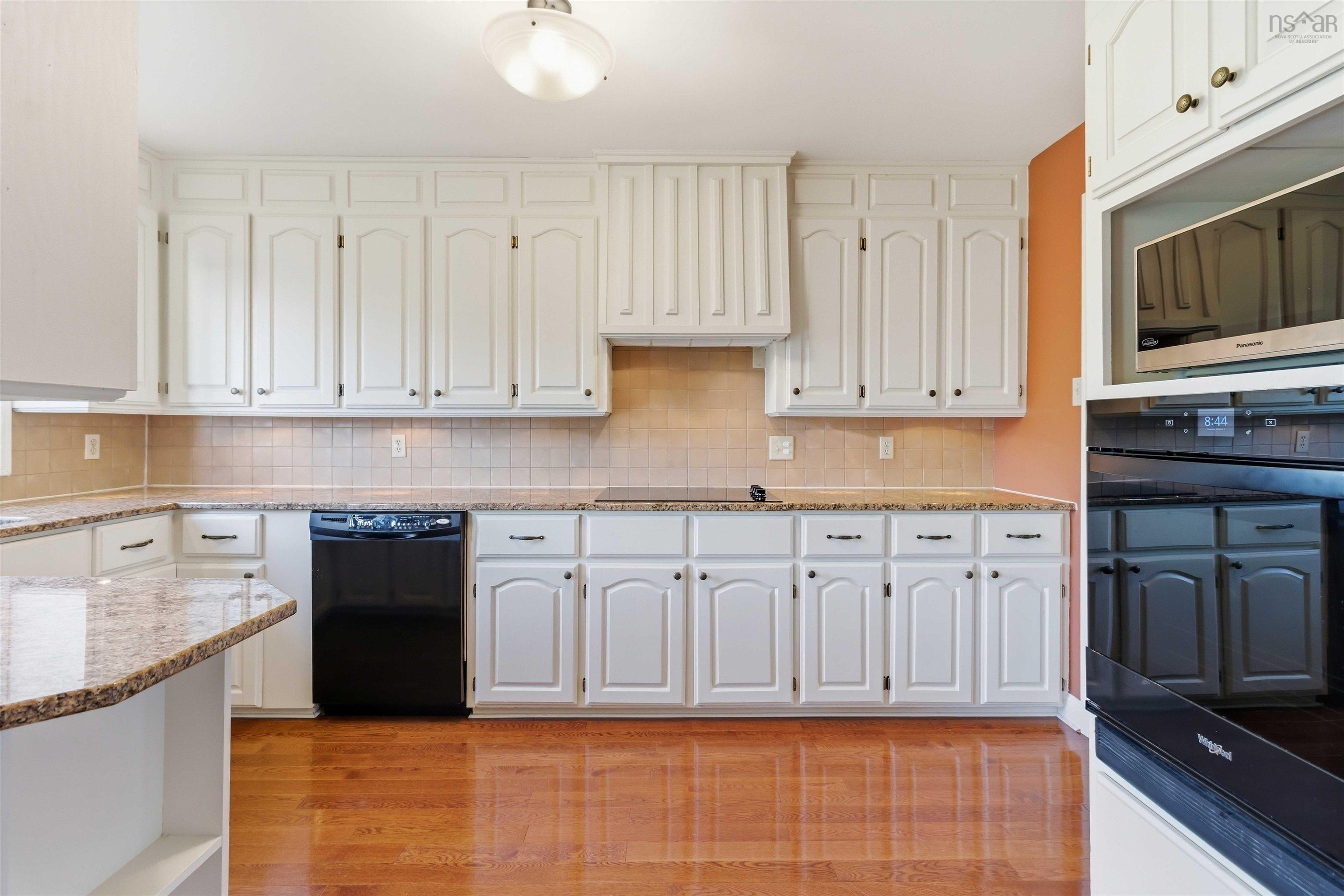 20 Bayswater Road, Dartmouth, NS (MLS 202625053)