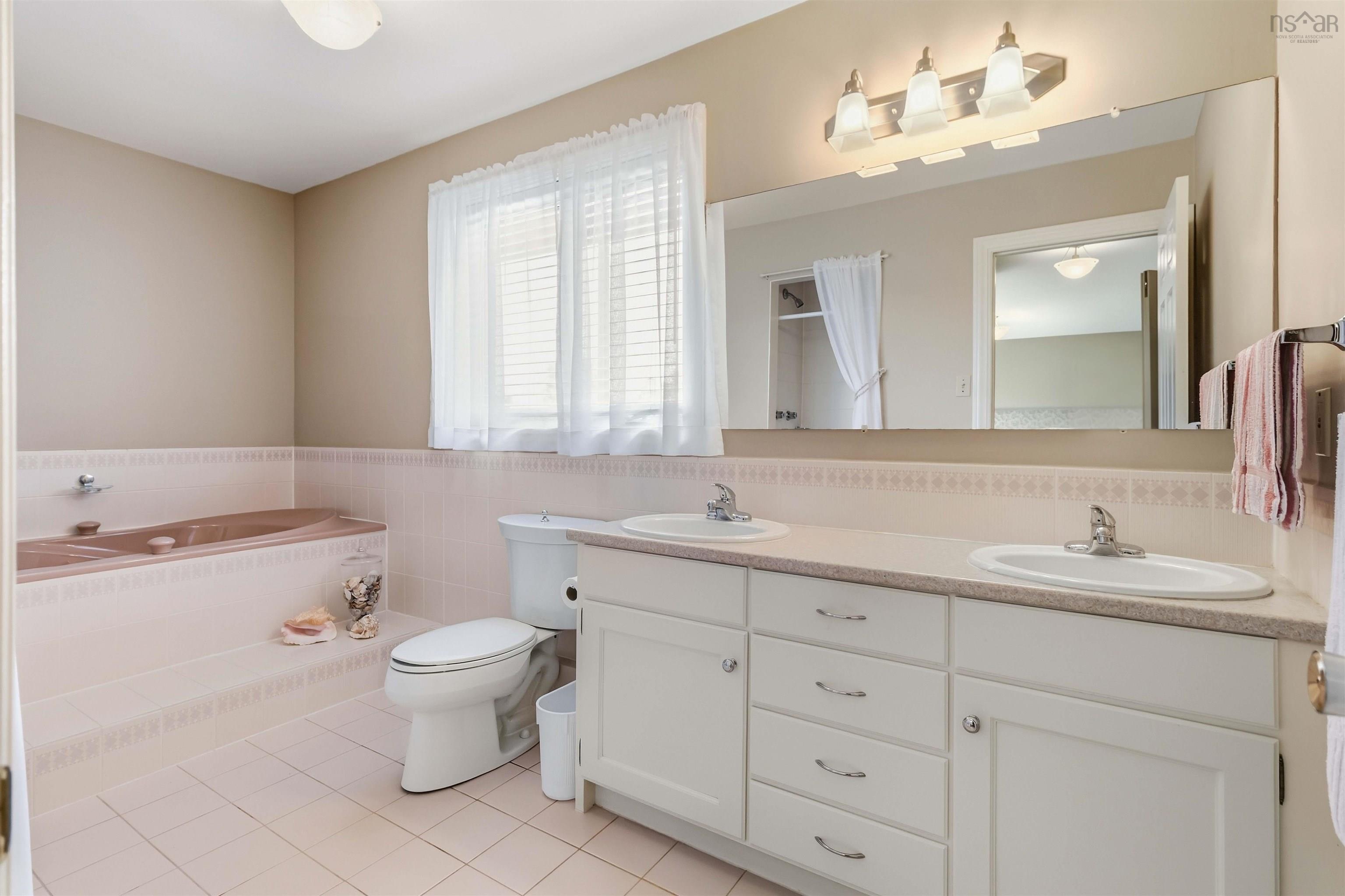 20 Bayswater Road, Dartmouth, NS (MLS 202625053)