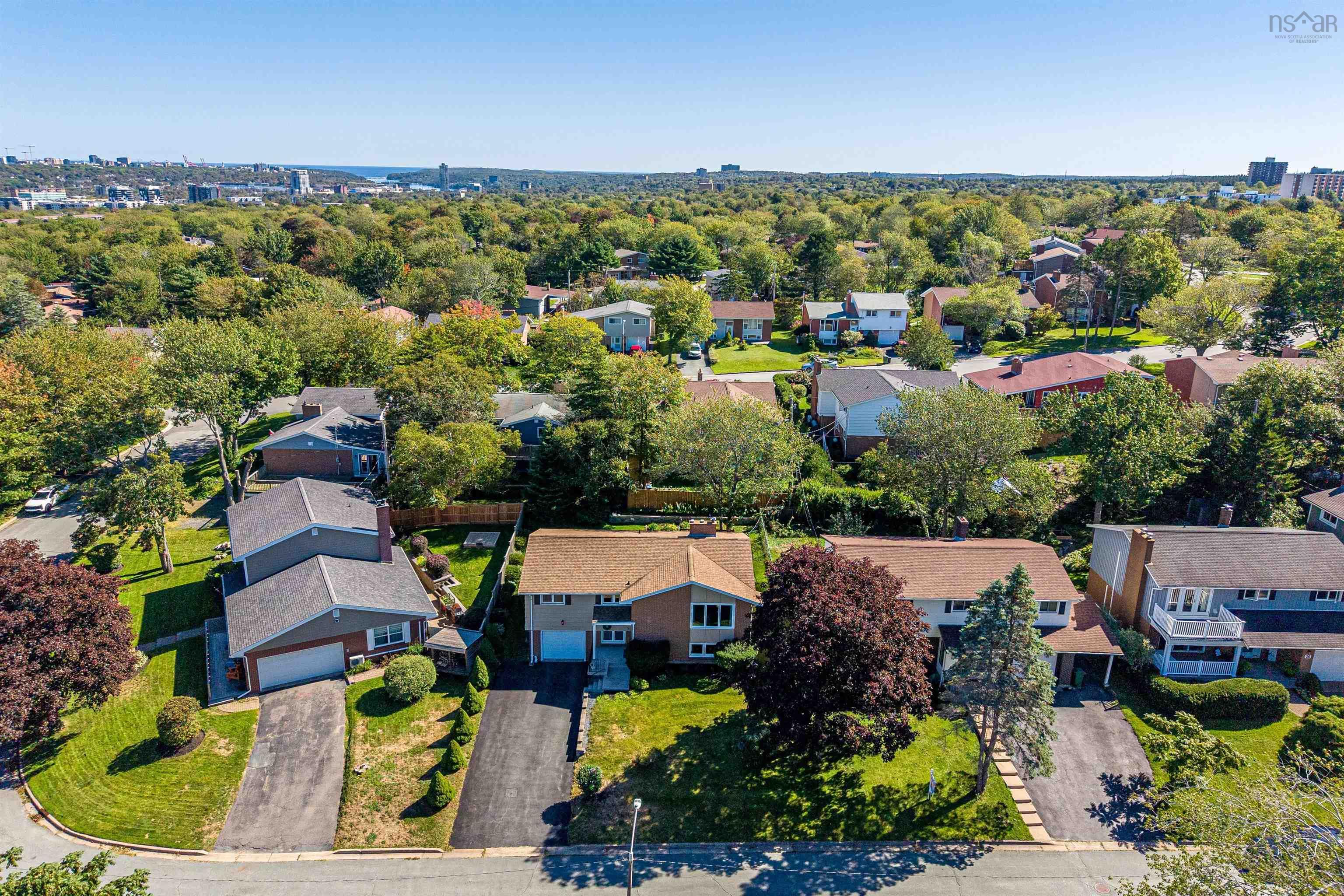 18 Northcliffe Lane, Halifax, NS (MLS 202625079)