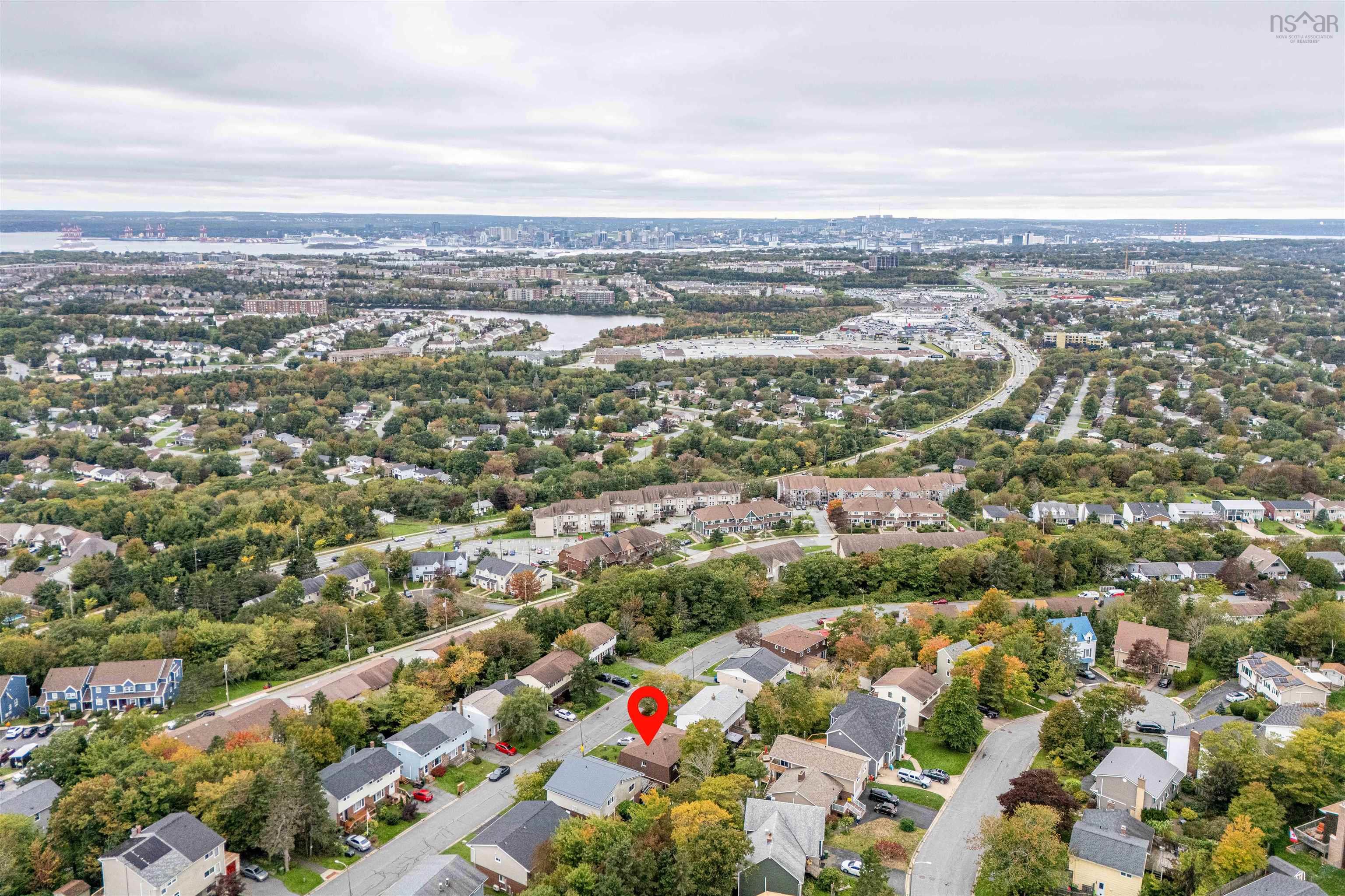 48 Regal Road, Dartmouth, NS (MLS 202625101)