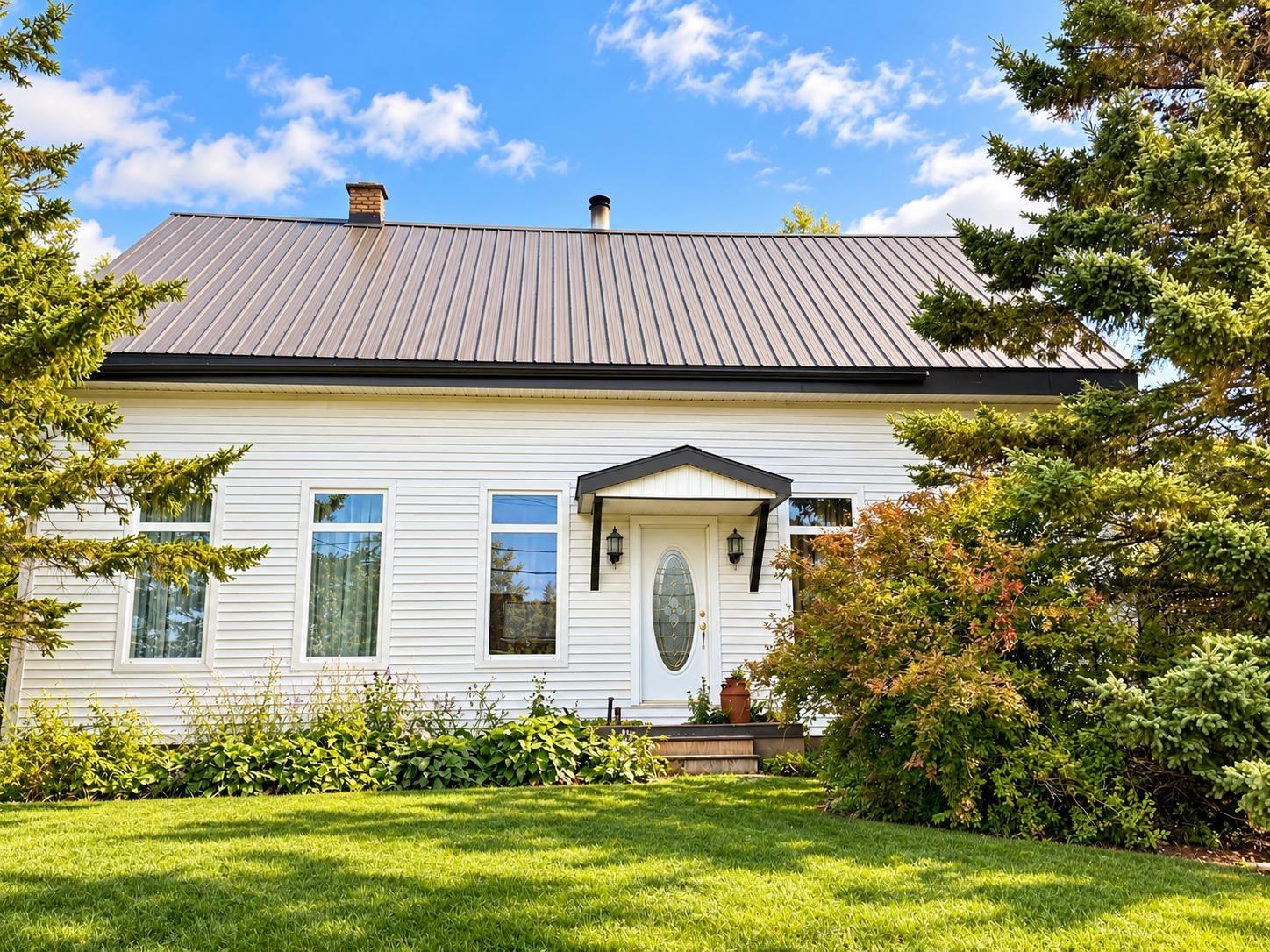 13 Wolsley Street, Springhill, NS (MLS® 202625106)
