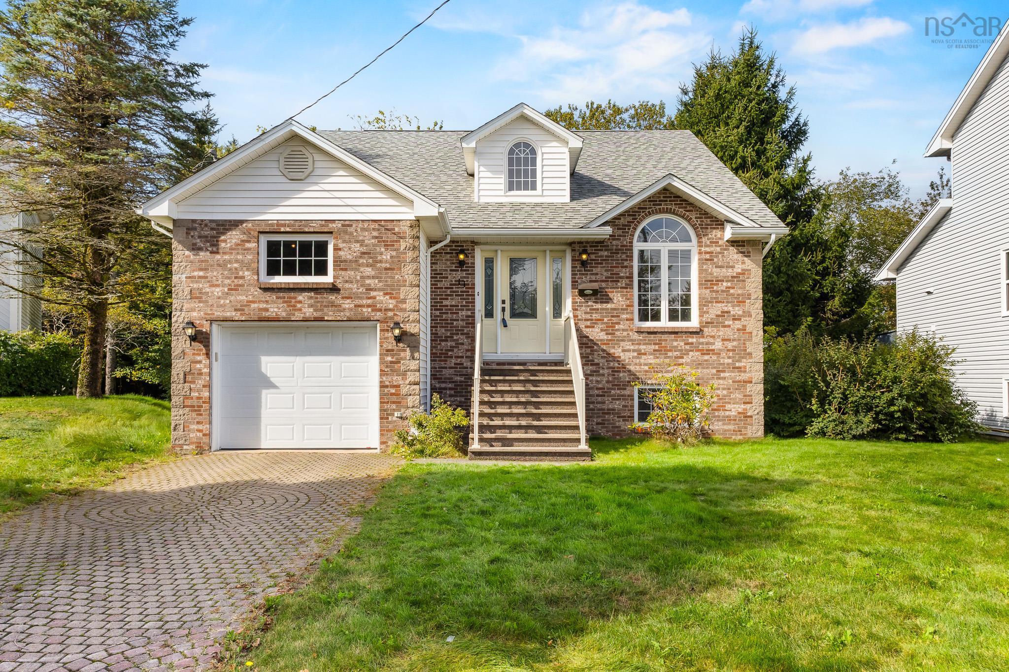 11 Keystone Court, Fairview, NS (MLS® 202625127) | Fairview Real Estate | RE/MAX Halifax