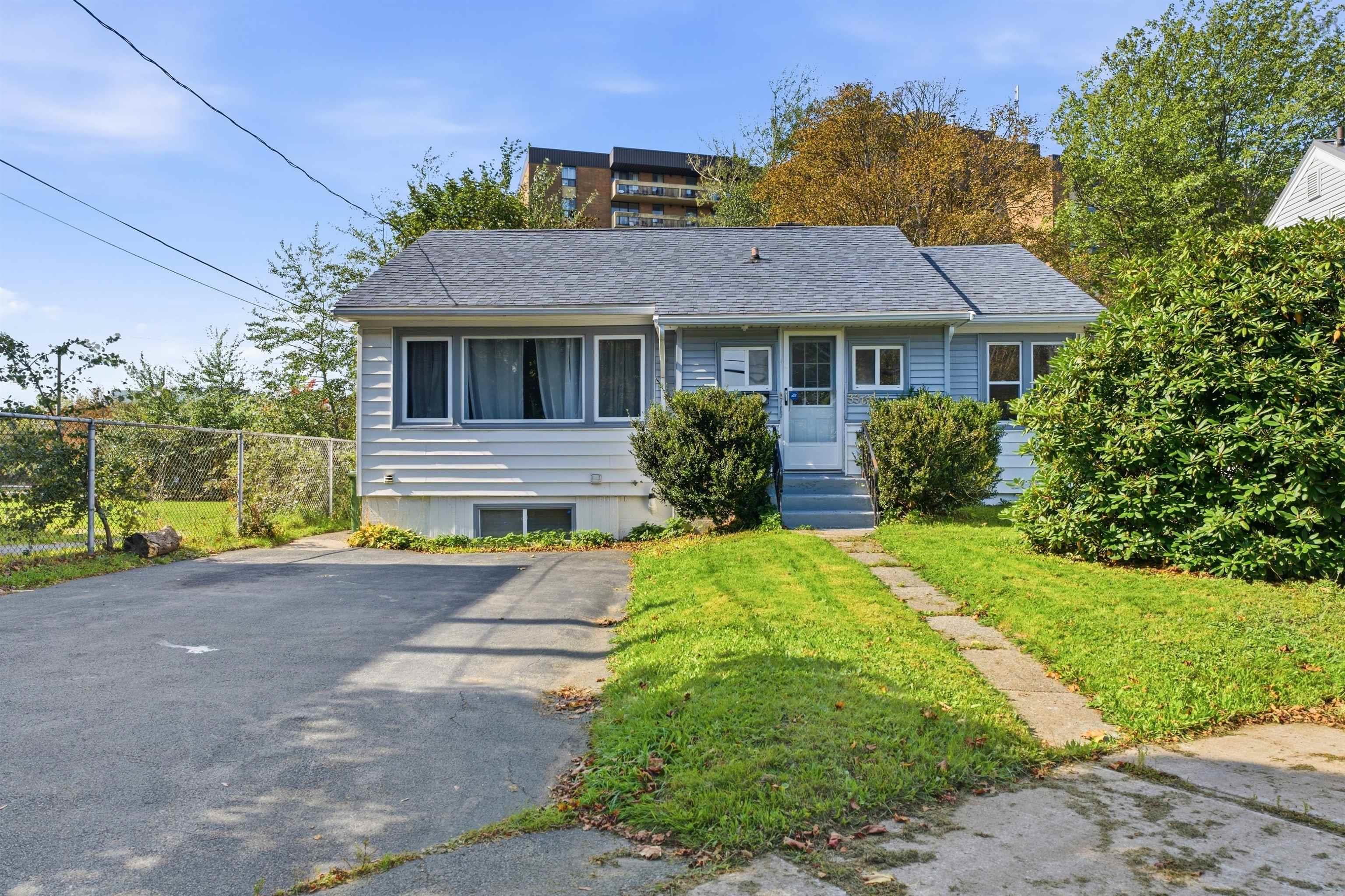 3360 St Andrews Avenue, Halifax, NS (MLS® 202625164) | Halifax Real Estate | RE/MAX Halifax
