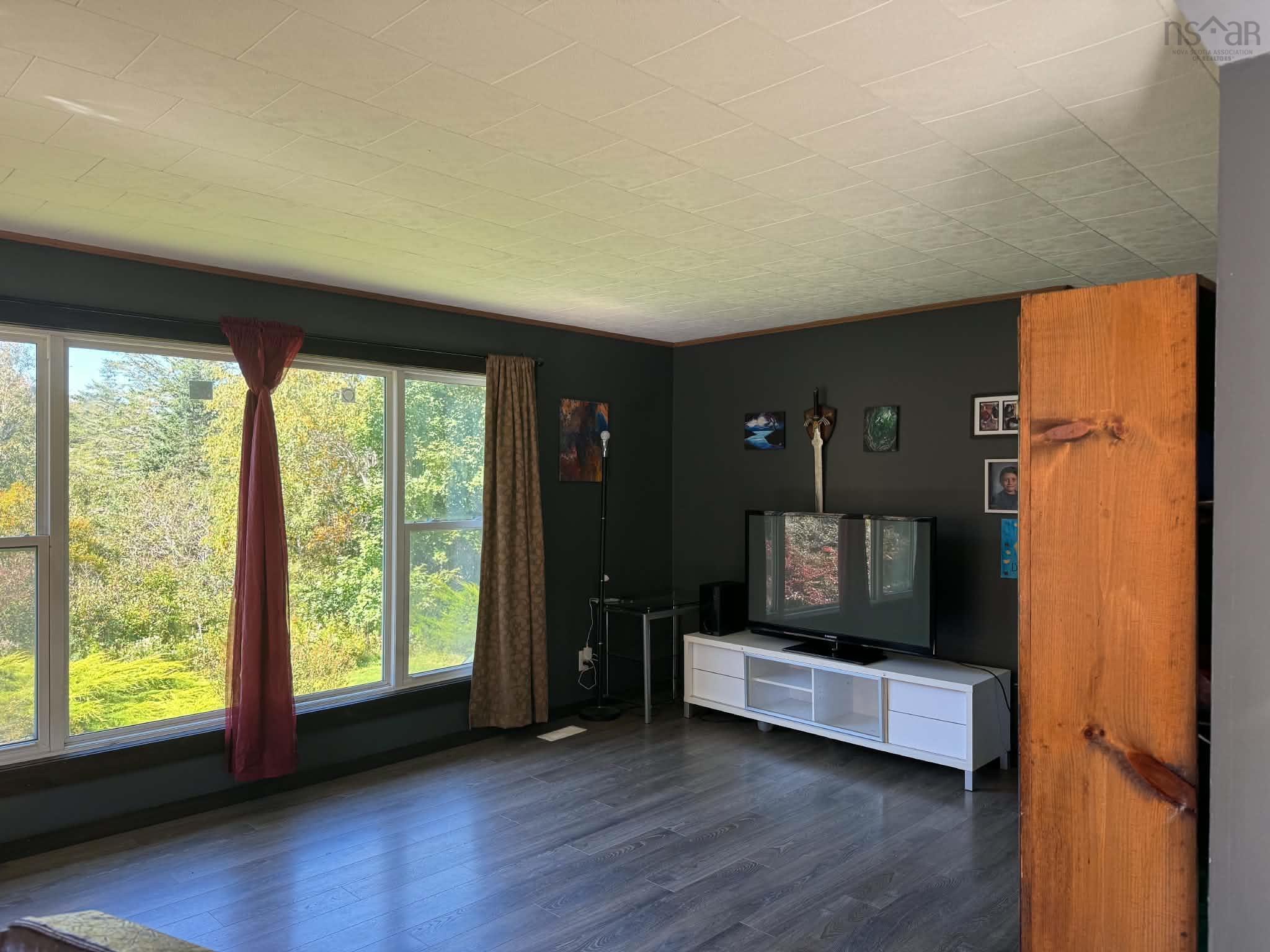 $279,900.00: 101 Tinkham Road, Brooklyn