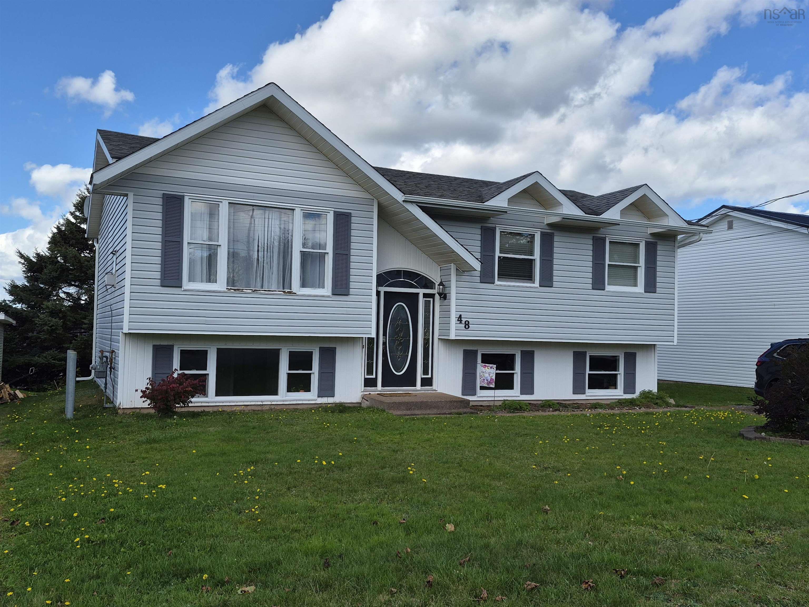 48 Townshend Avenue, Amherst, NS (MLS 202625173)