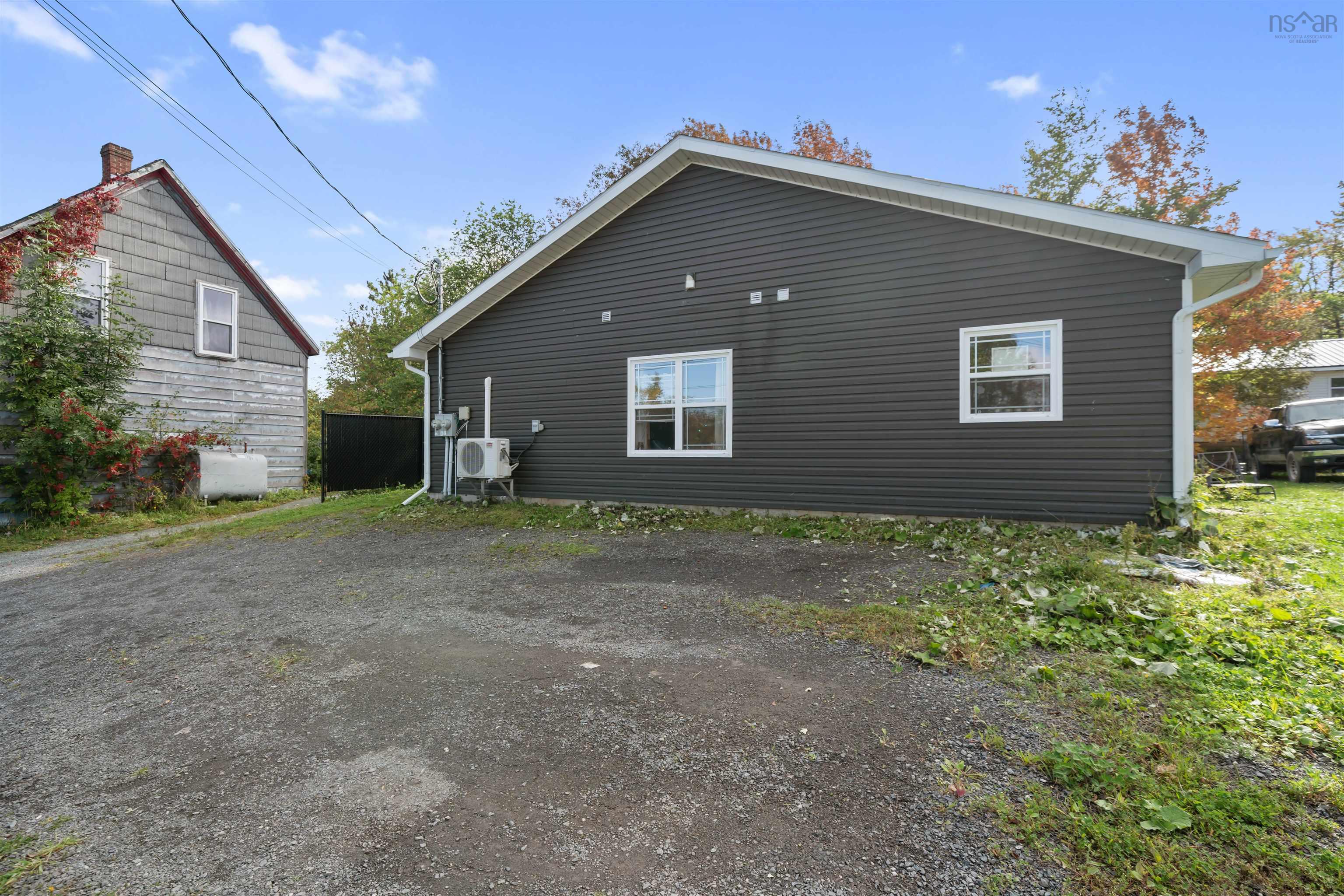 $389,900.00: 428 Stewart Street, New Glasgow
