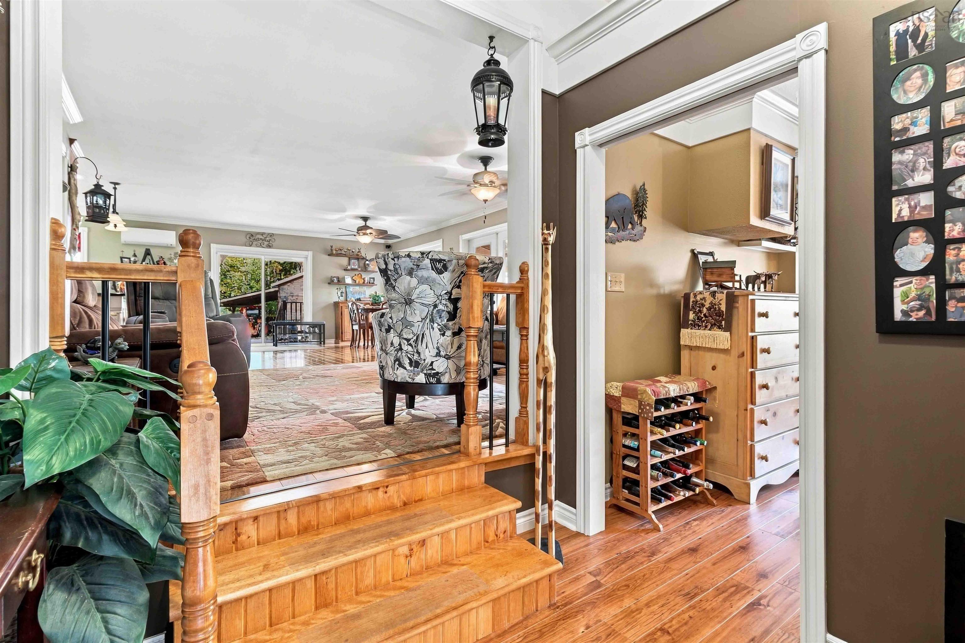 $499,900.00: 484 Gilberts Lane, Maplewood