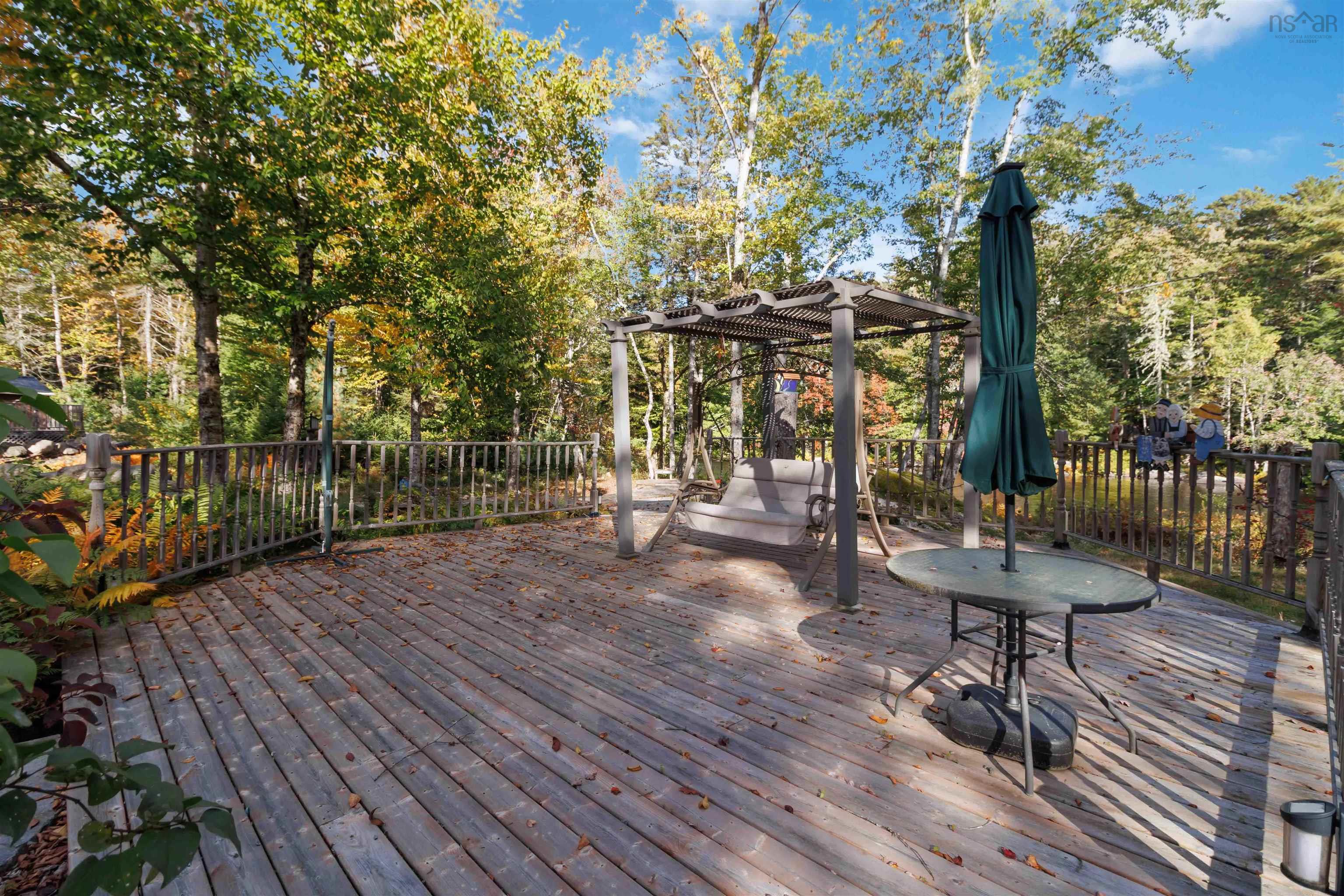 $499,900.00: 484 Gilberts Lane, Maplewood