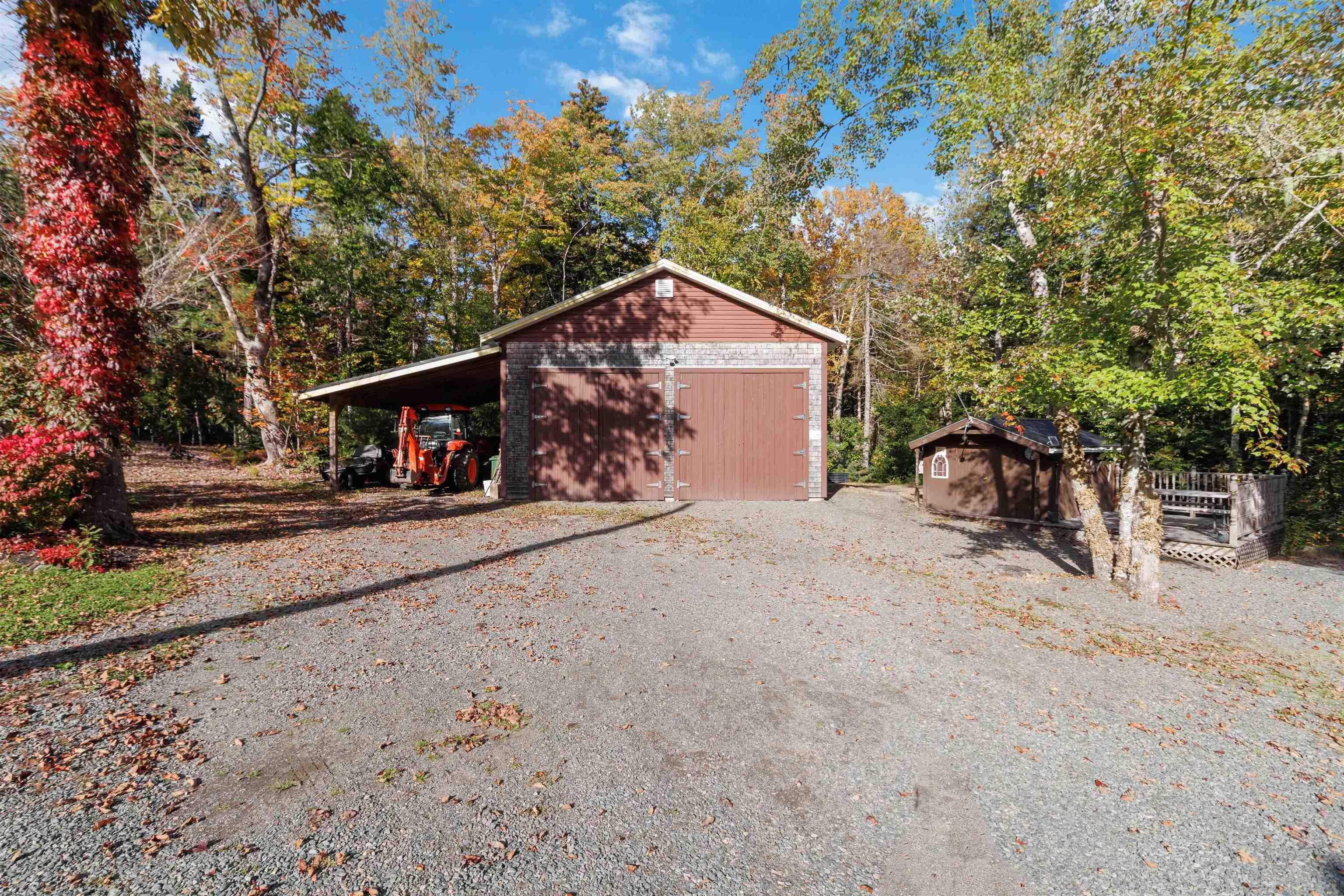$499,900.00: 484 Gilberts Lane, Maplewood