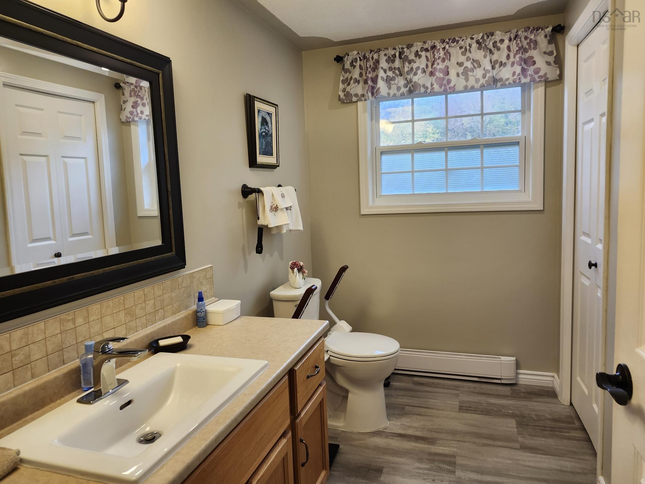 49 Meadow Drive, Beaver Bank, NS (MLS 202625196)